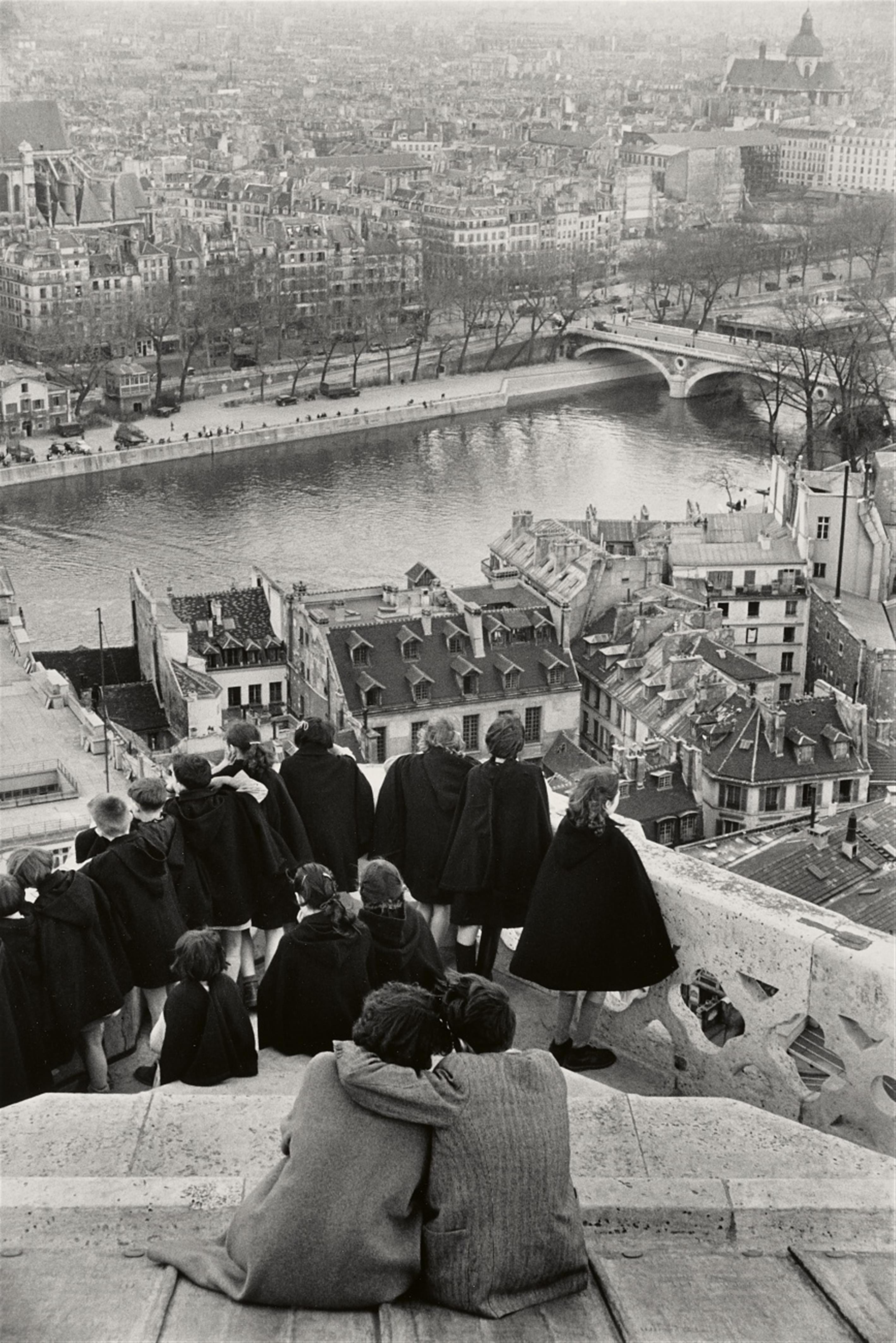 Henri Cartier-Bresson - Vue des Tours de Notre-Dame, Paris - image-1
