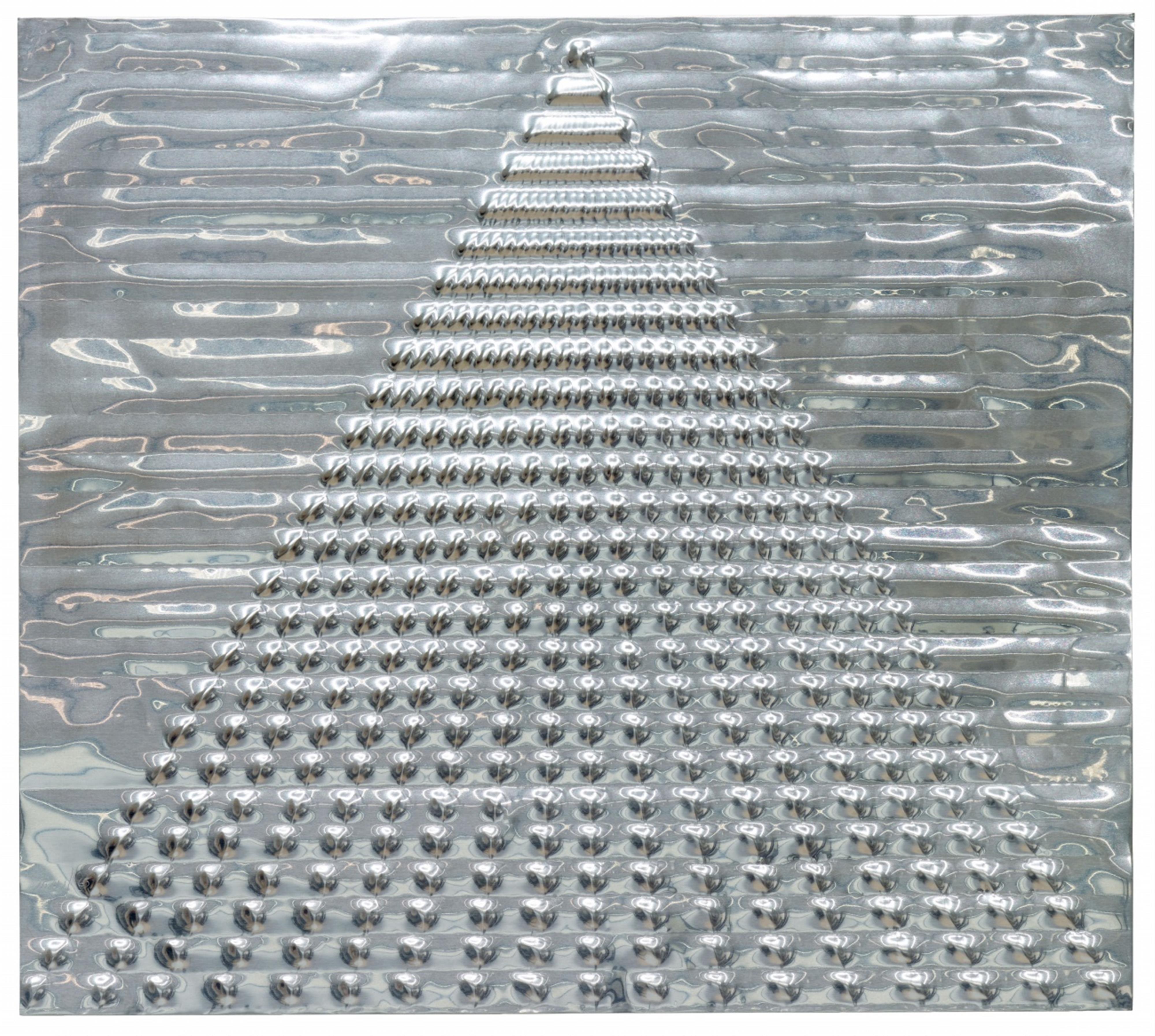 Heinz Mack - Lichtpyramide - image-1