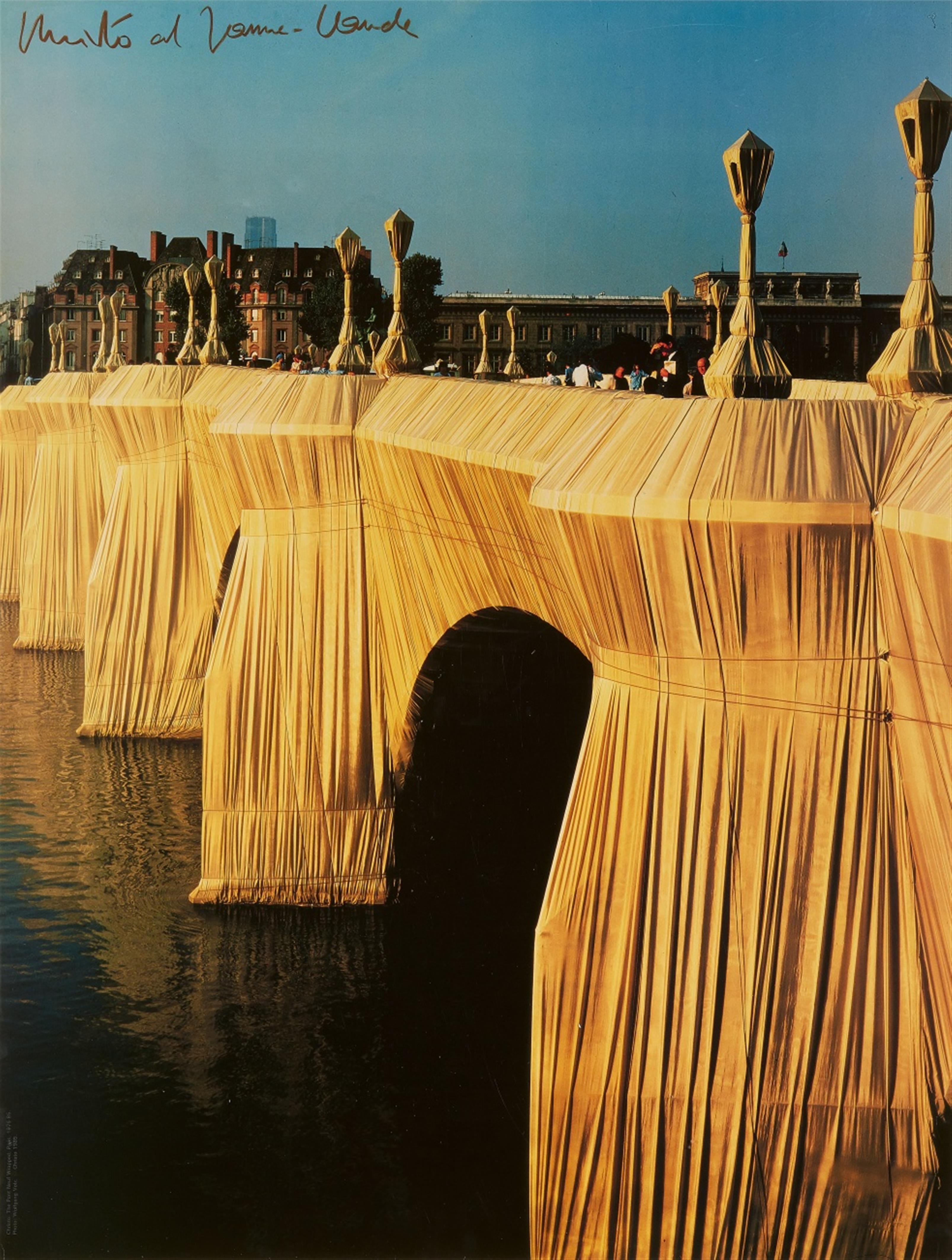 Christo - The Pont Neuf Wrapped - image-1
