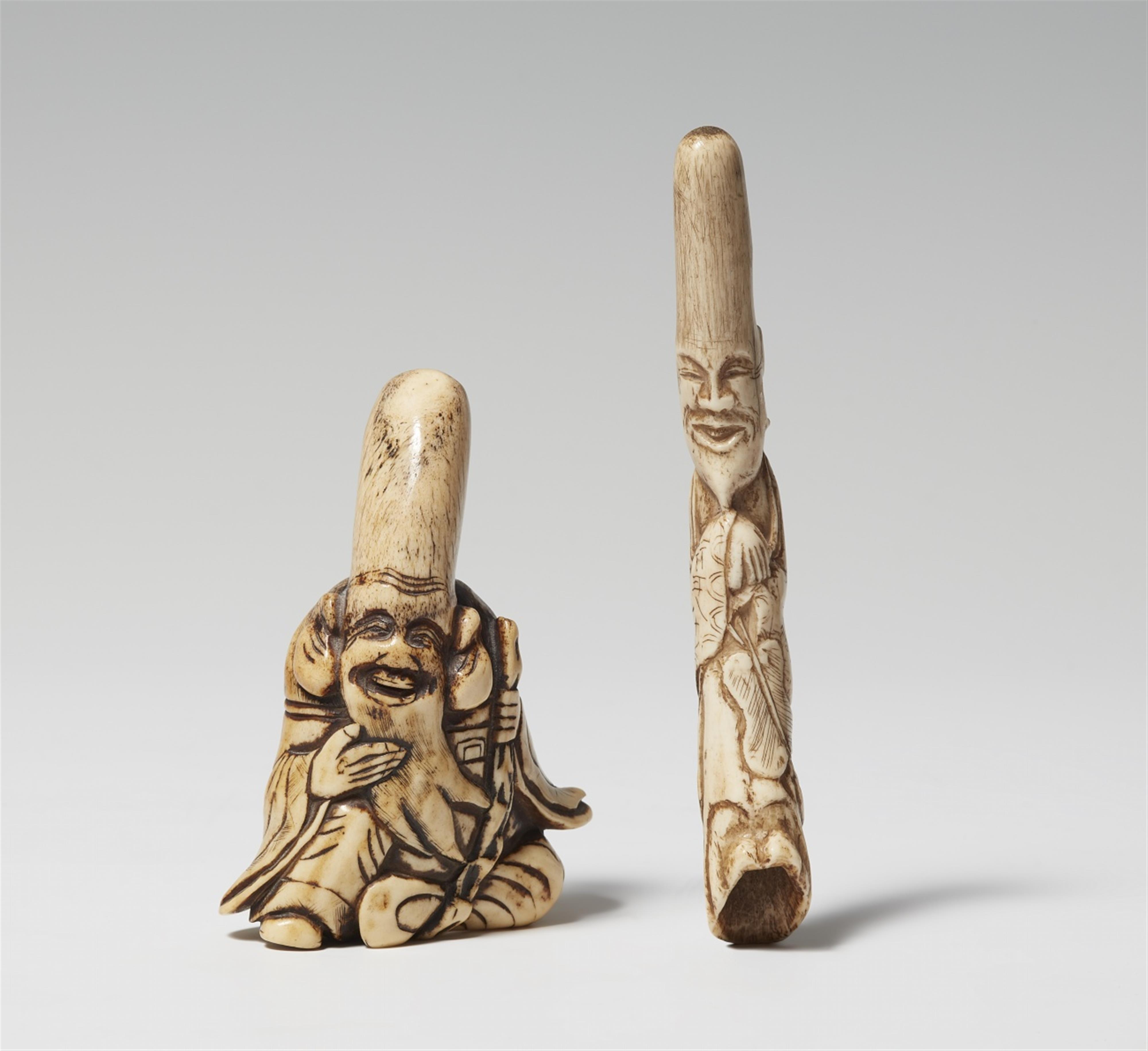 Two unusually large stag antler netsuke. 19th century - image-1