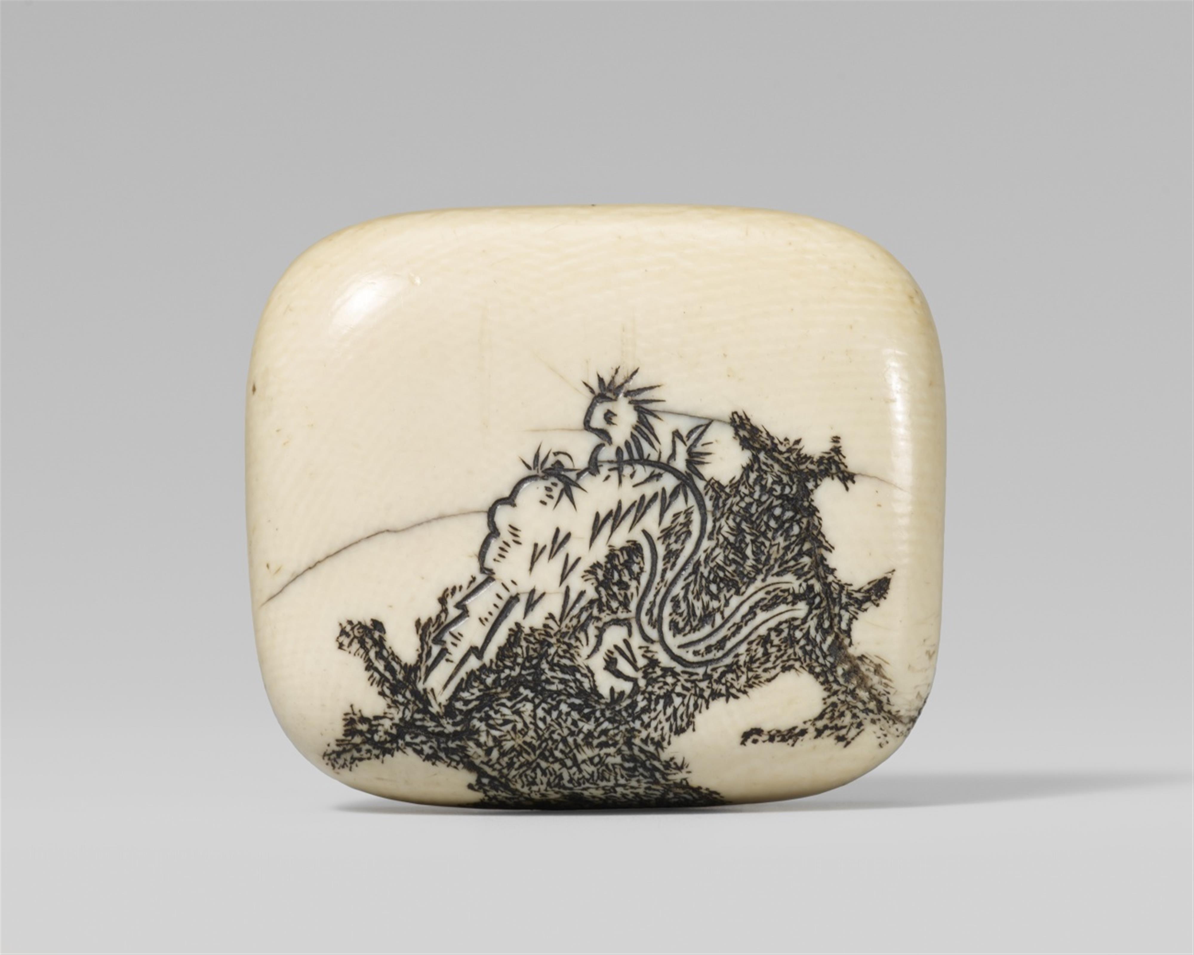 A rounded rectangular manju of a dragon. Mid-19th century - image-1