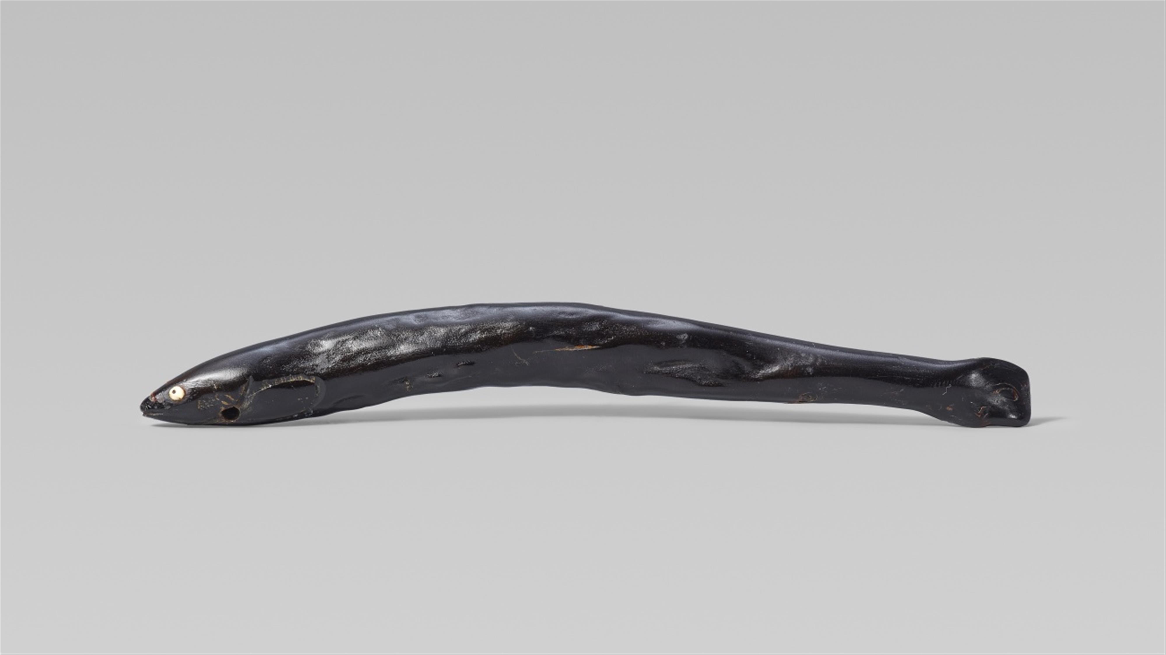 An interesting and rare umimatsu netsuke of an eel. 19th century - image-1