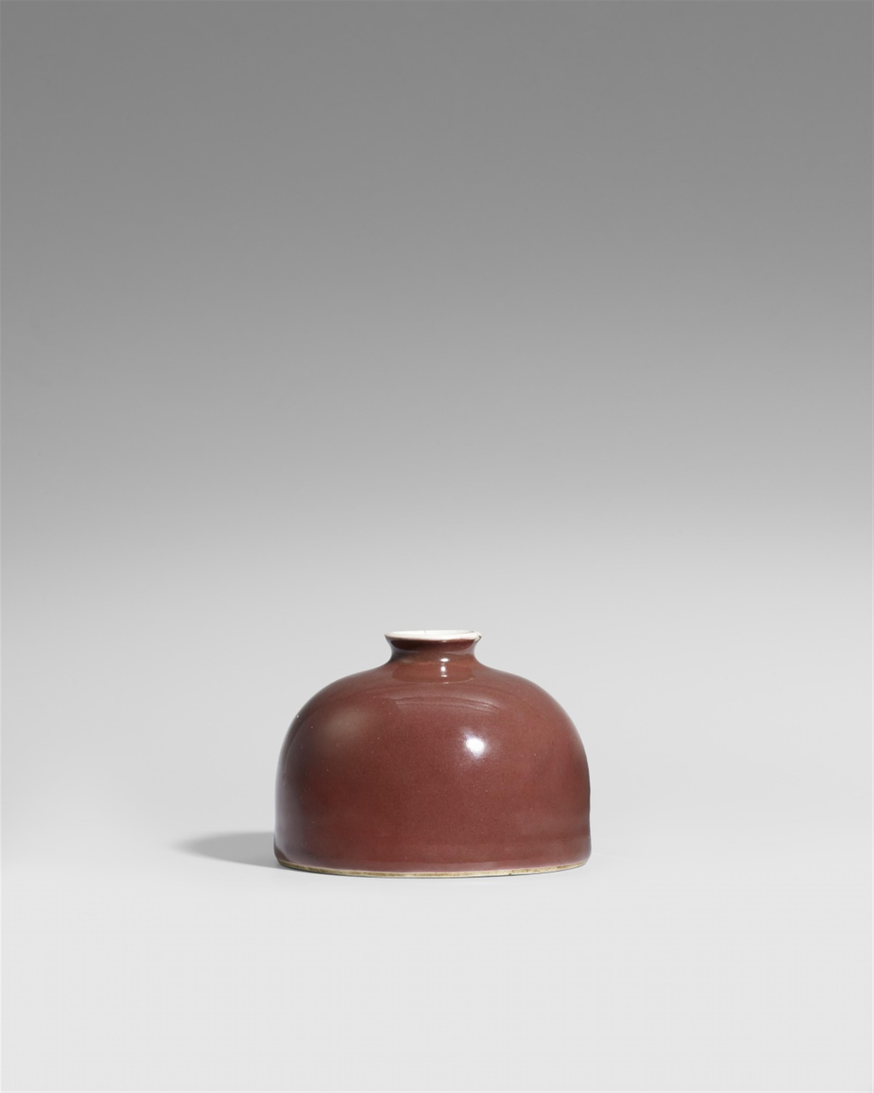 A Sang de Boeuf beehive waterpot (taibozun). 18th/19th century - image-1