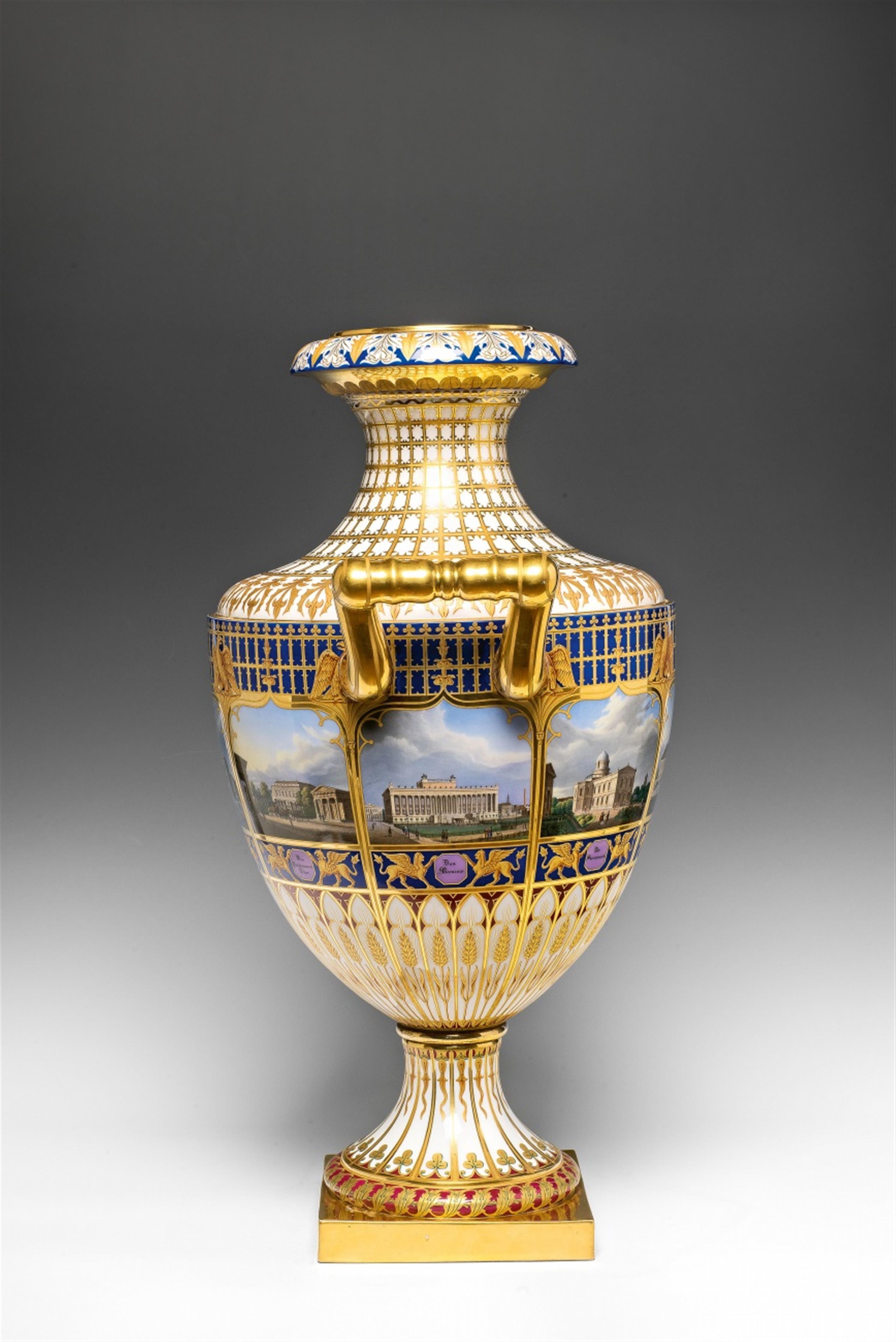 A Berlin KPM porcelain vase with views of Berlin - image-2
