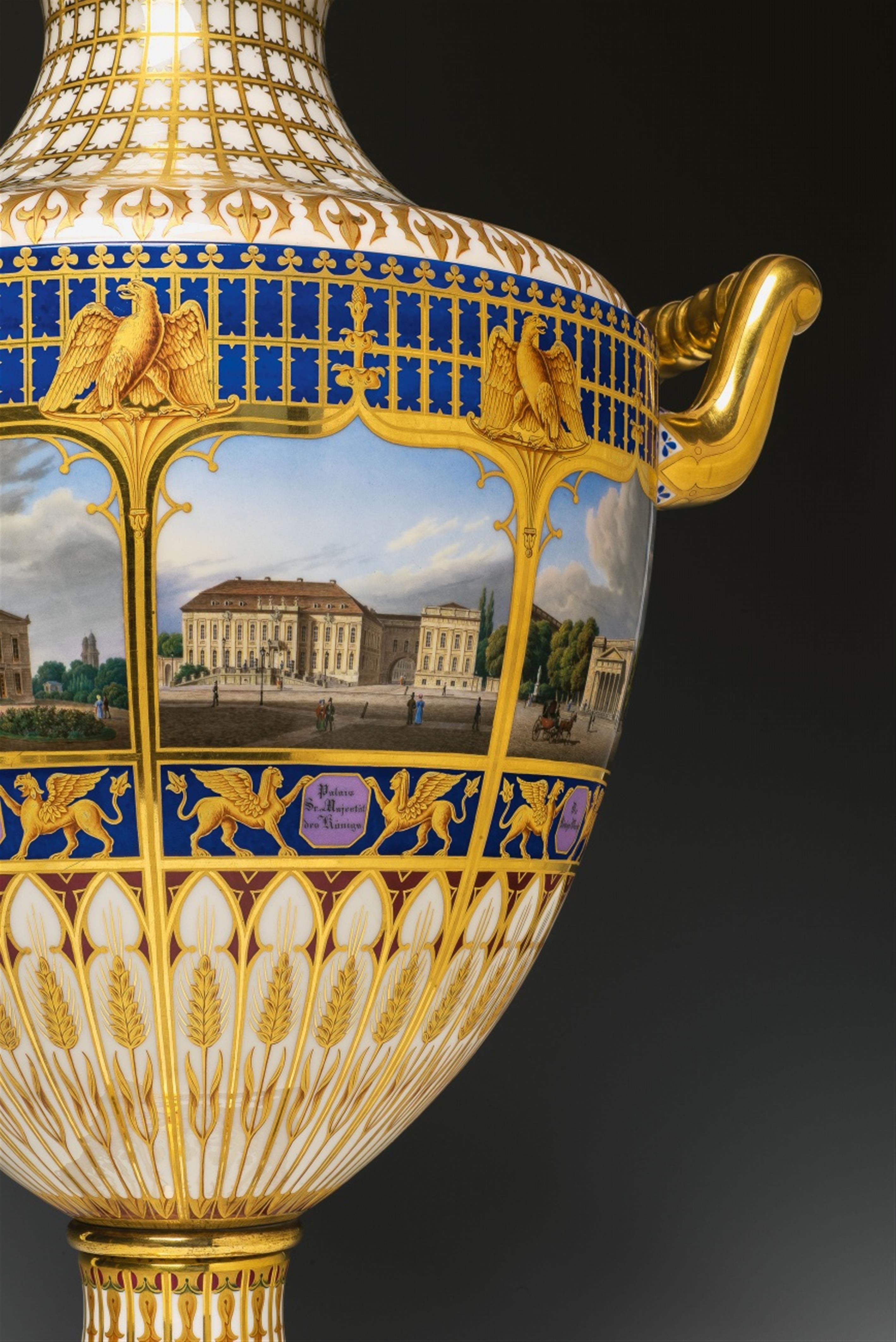 A Berlin KPM porcelain vase with views of Berlin - image-7