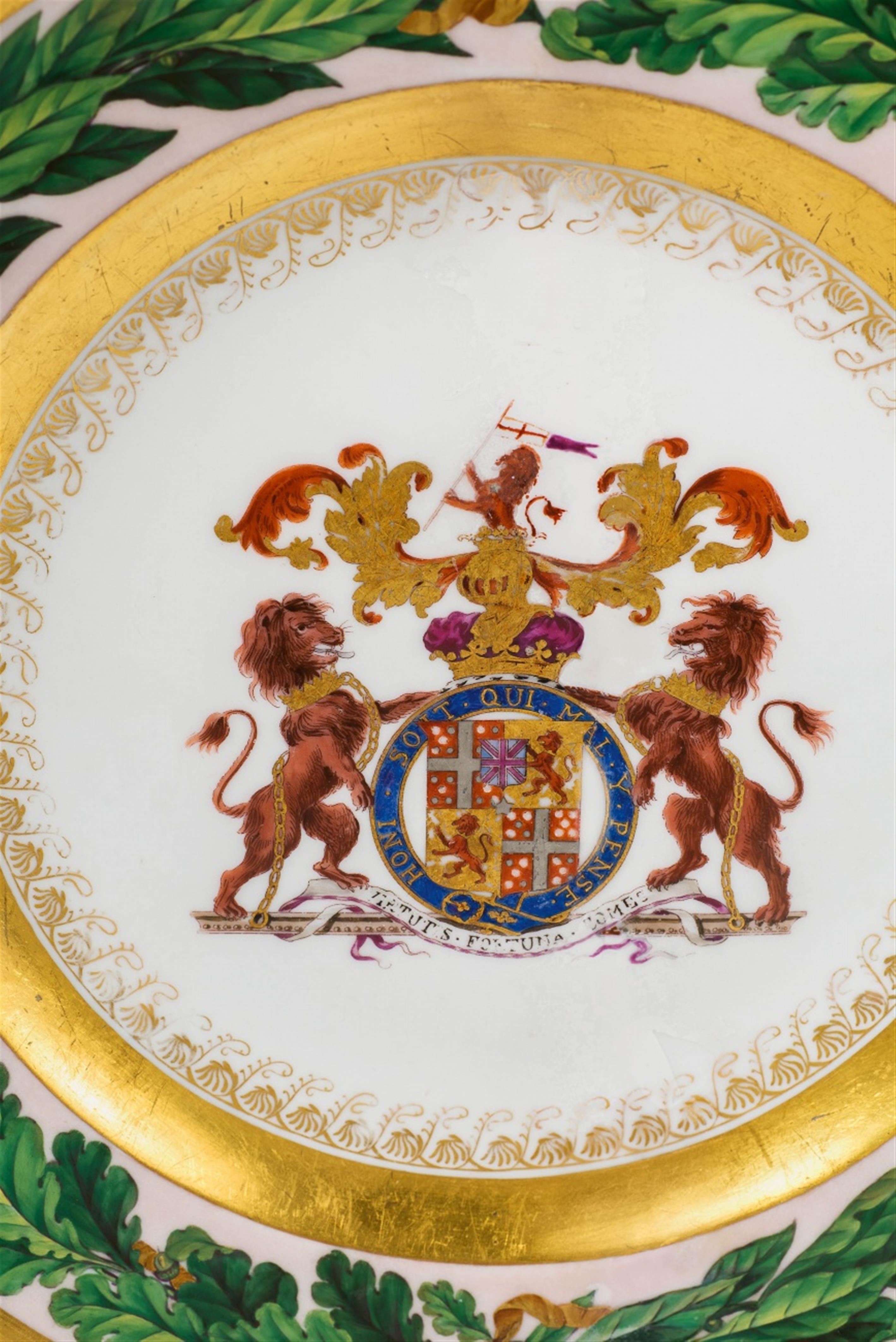 A rare dinner plate from the Berlin dinner service for the Duke of Wellington - image-2