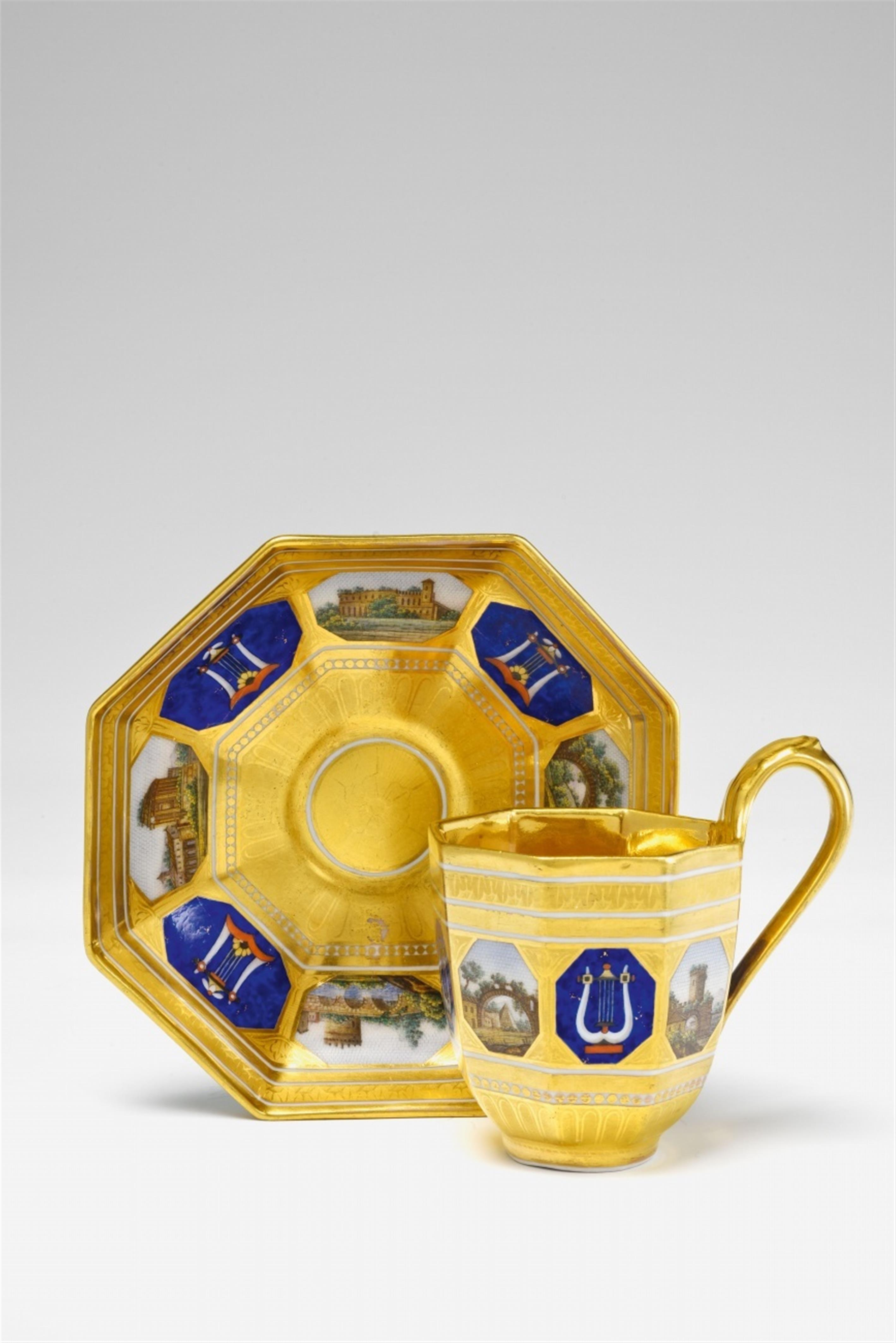 A Berlin KPM porcelain cup with painted micromosaic ruins - image-2