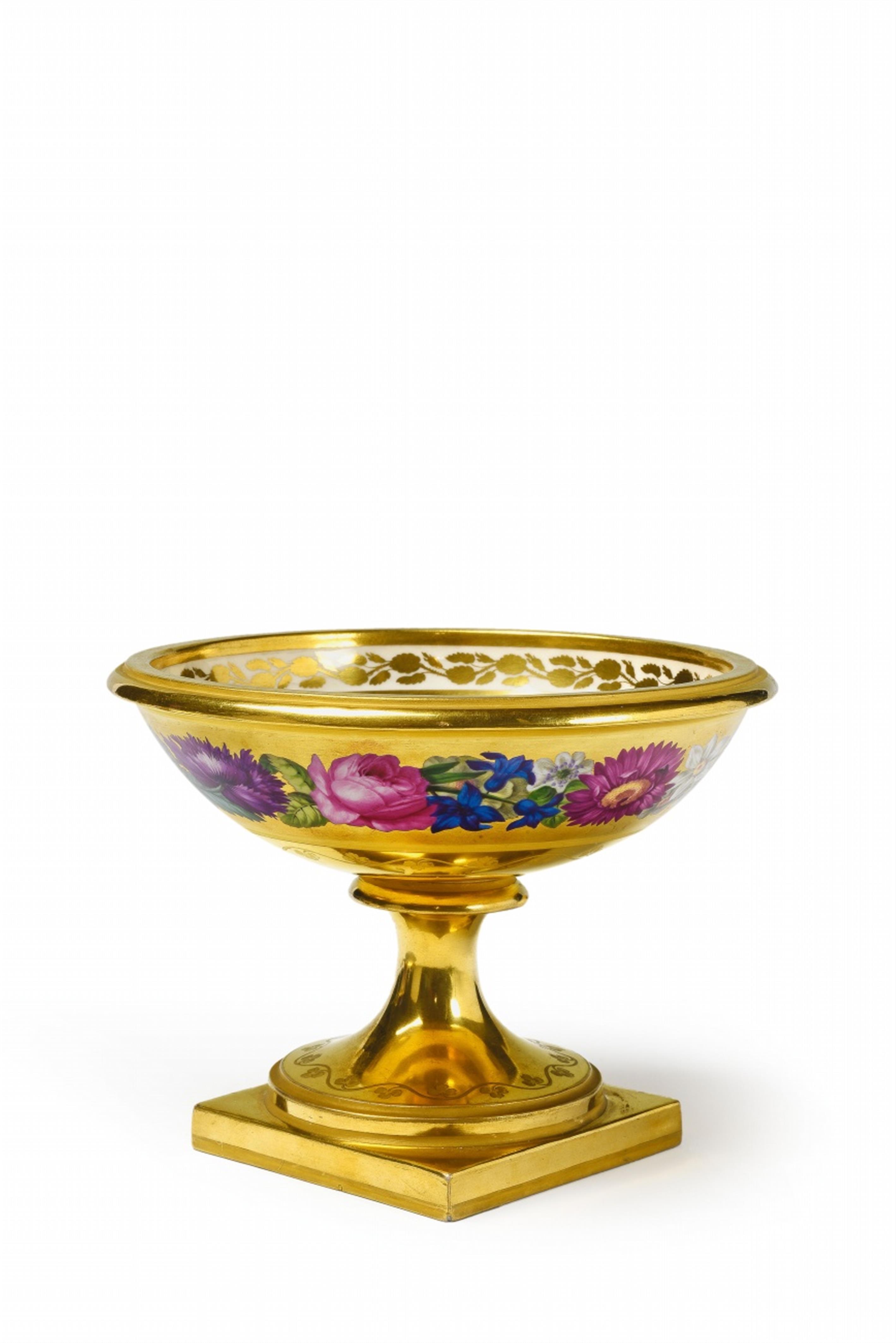 A Niedermayer porcelain stembowl with a floral border - image-1