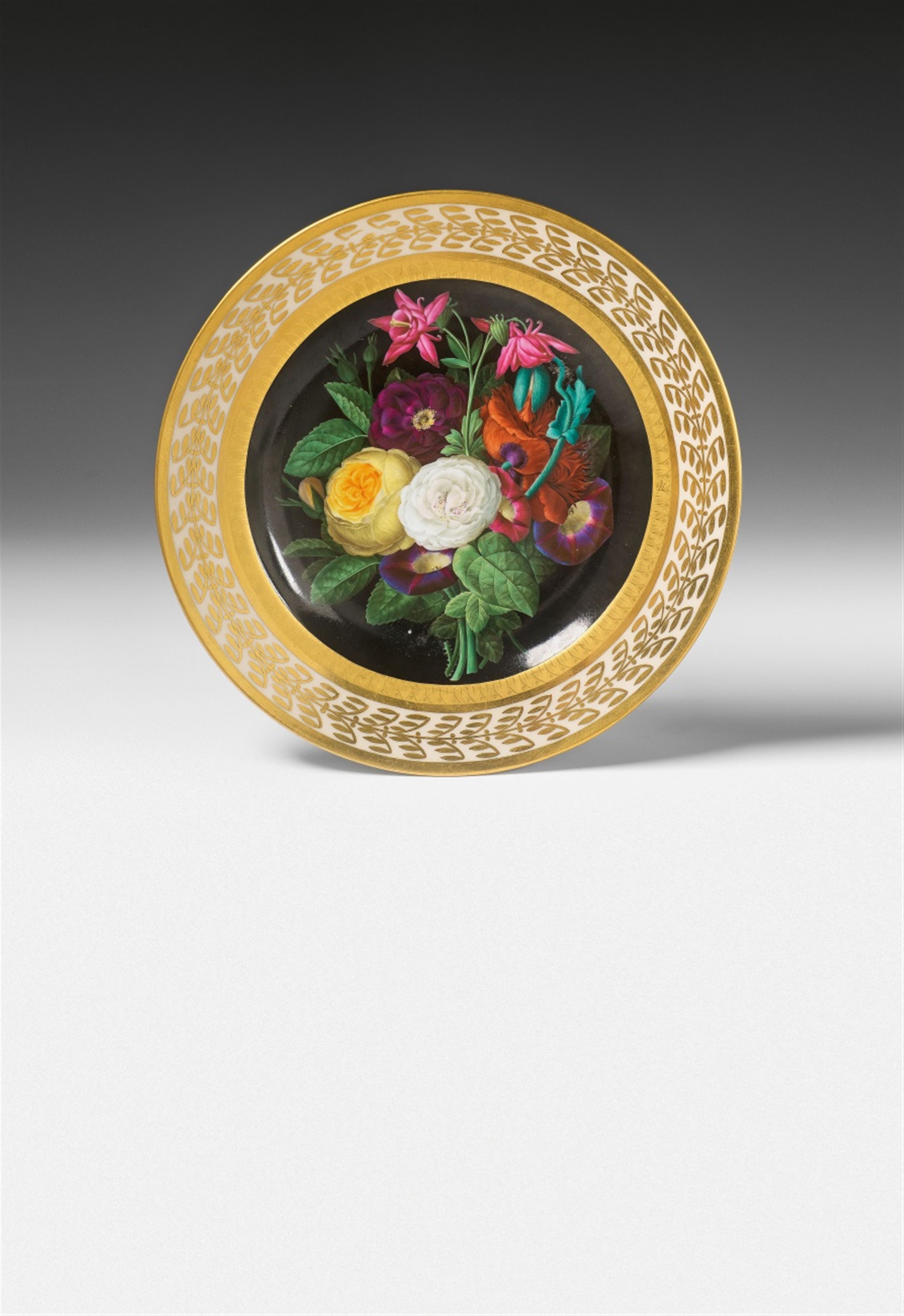 A Berlin KPM porcelain plate with flowers, signed by Ernst Sager - image-1