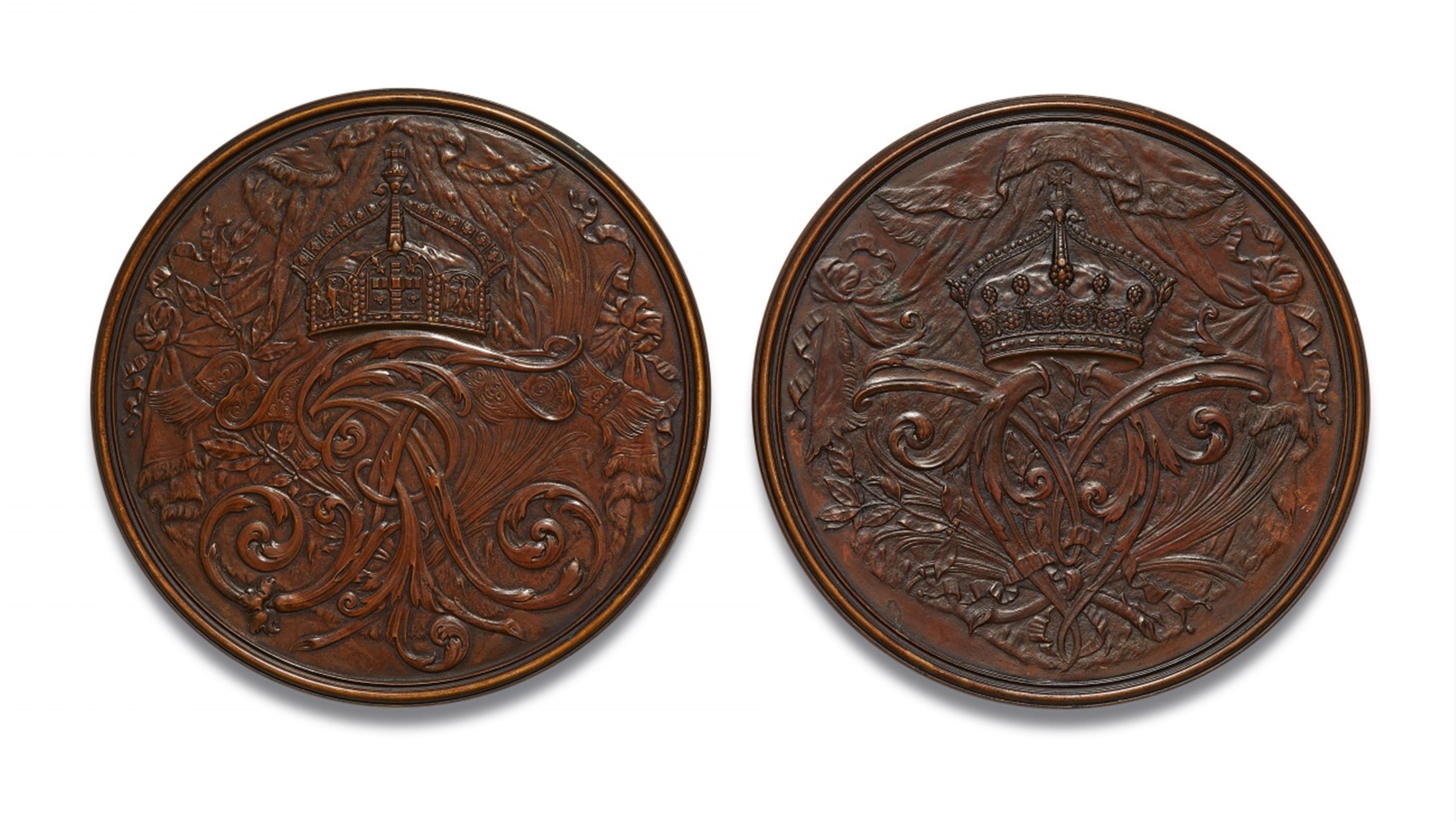 A pair of cast bronze medallions with Emperor Friedrich III and Empress Victoria - image-2