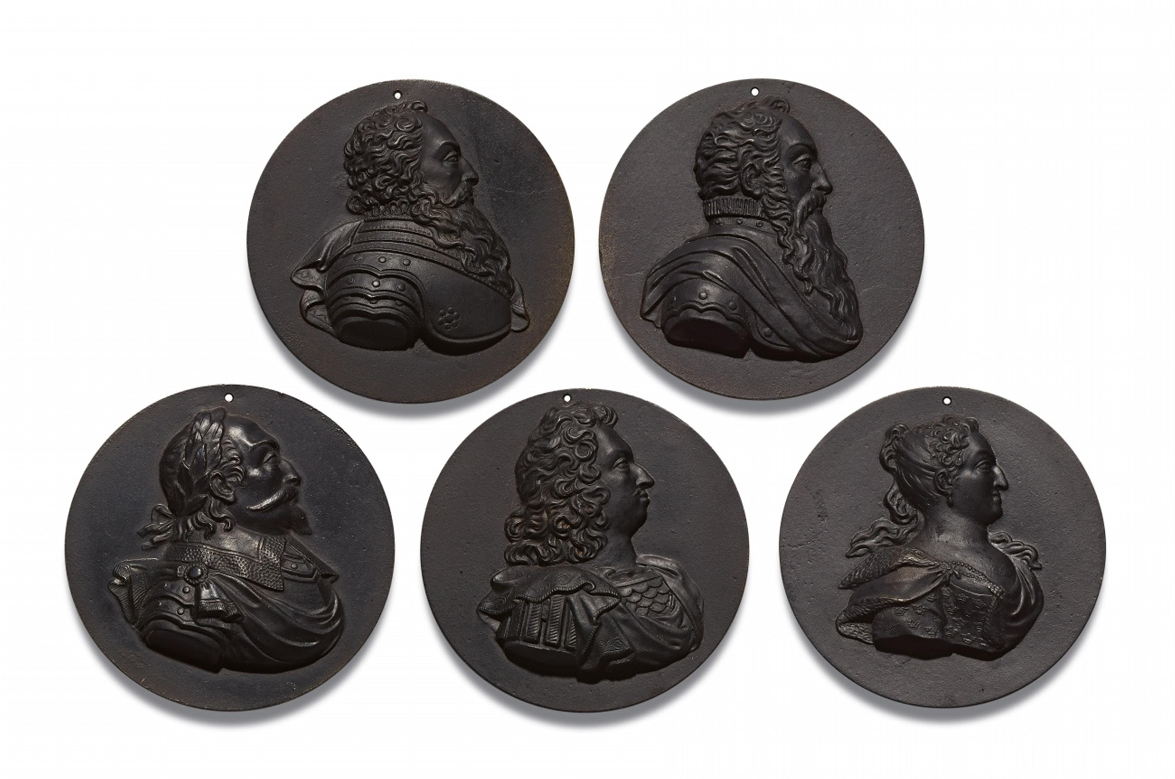 Five cast iron portrait medallions of Swedish regents - image-1