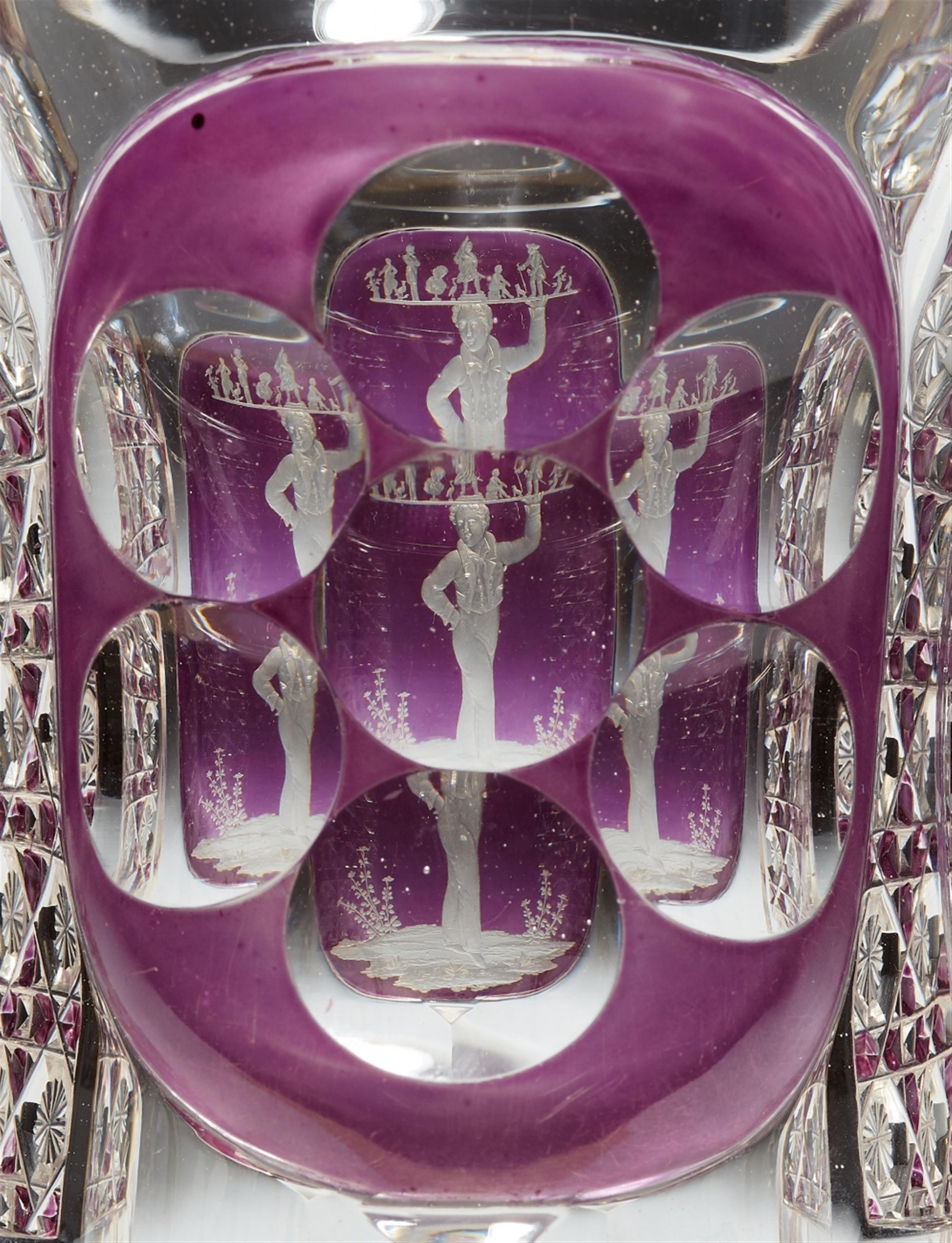 A rare cut glass beaker with "Cris de Berlin" motif - image-4