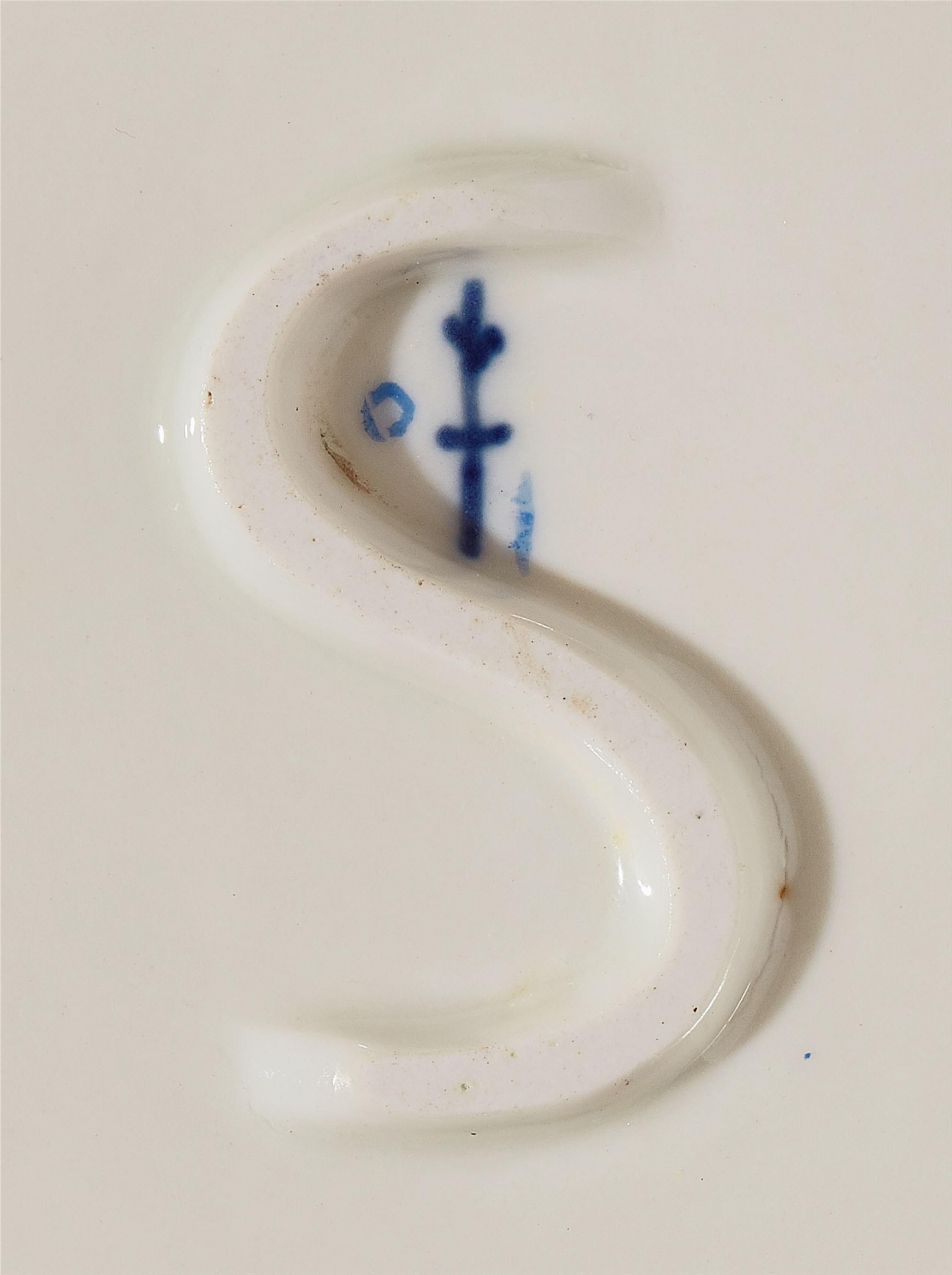 A Berlin KPM porcelain platter with blackcurrants - image-3