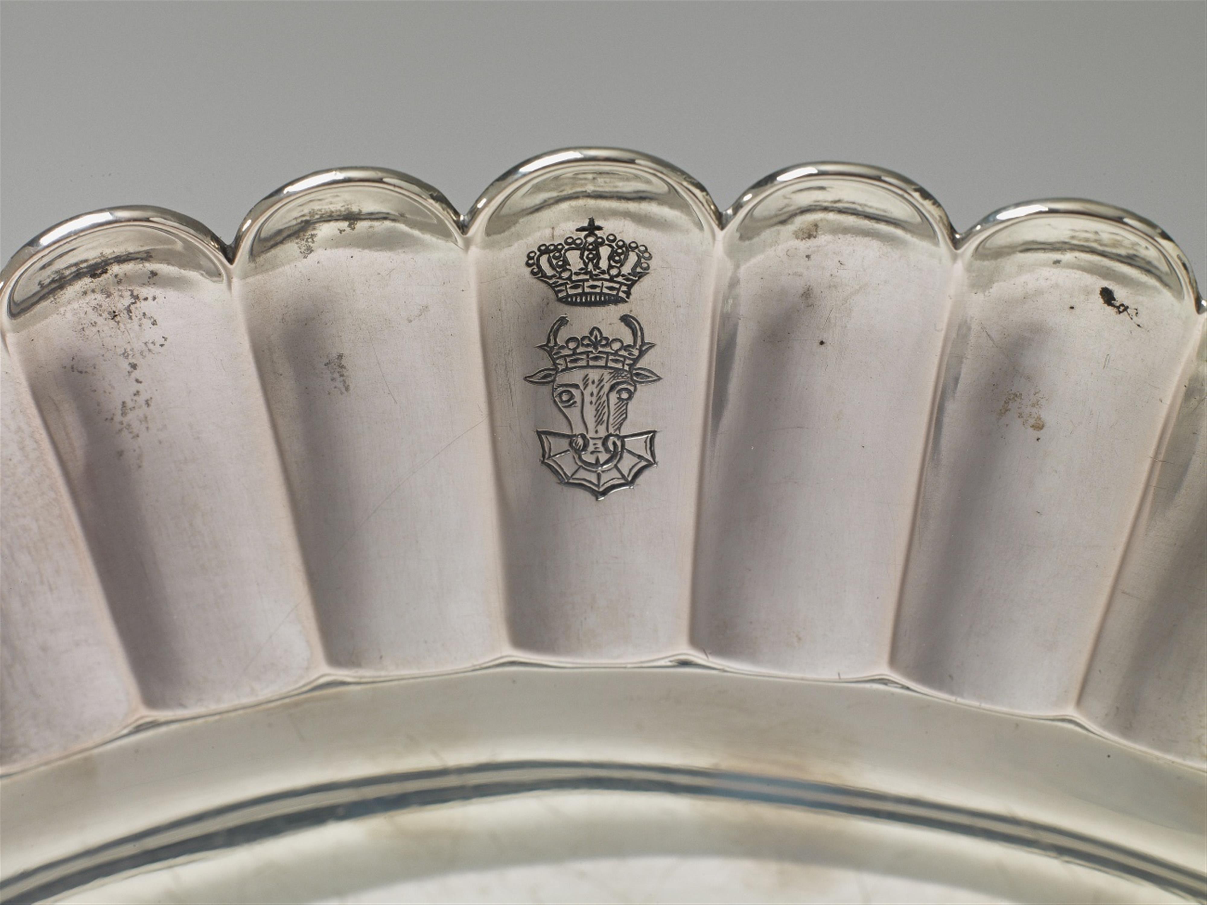 A pair of Schwerin silver officer's plates - image-2