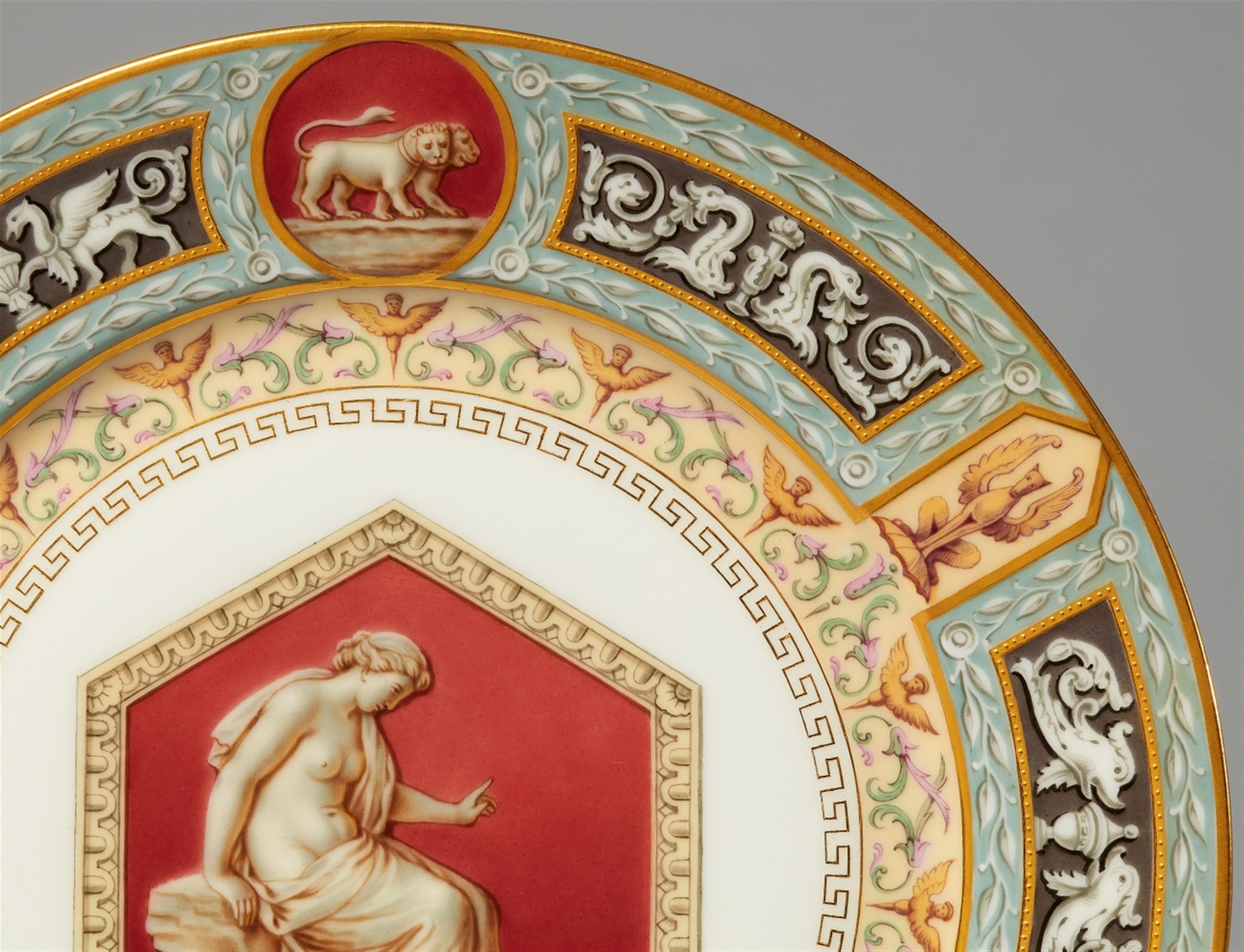 A pair of St. Petersburg porcelain dinner plates from the Raphael service - image-3