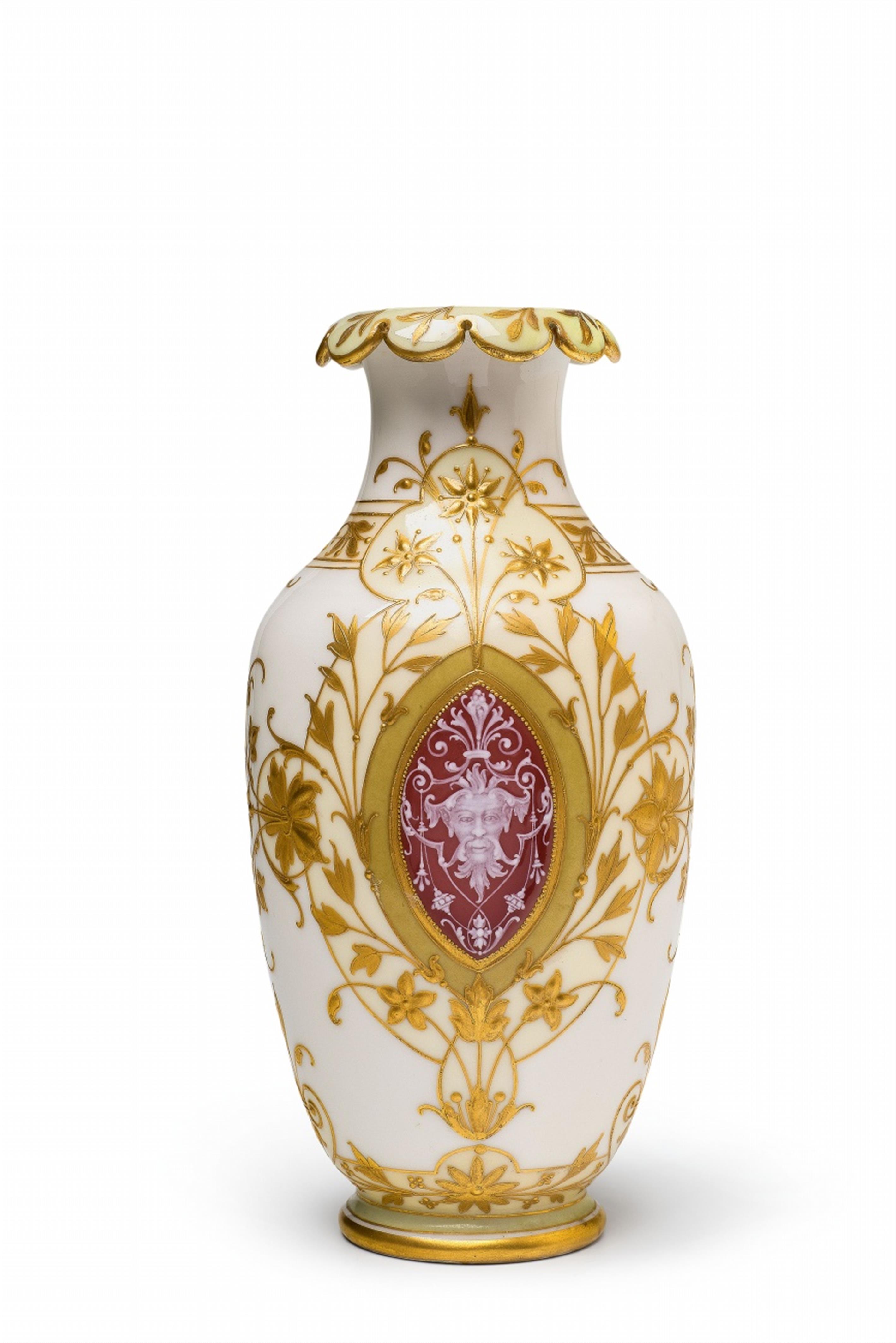 Seltene Vase mit Bildnis der Jeanne d´Arc - image-2
