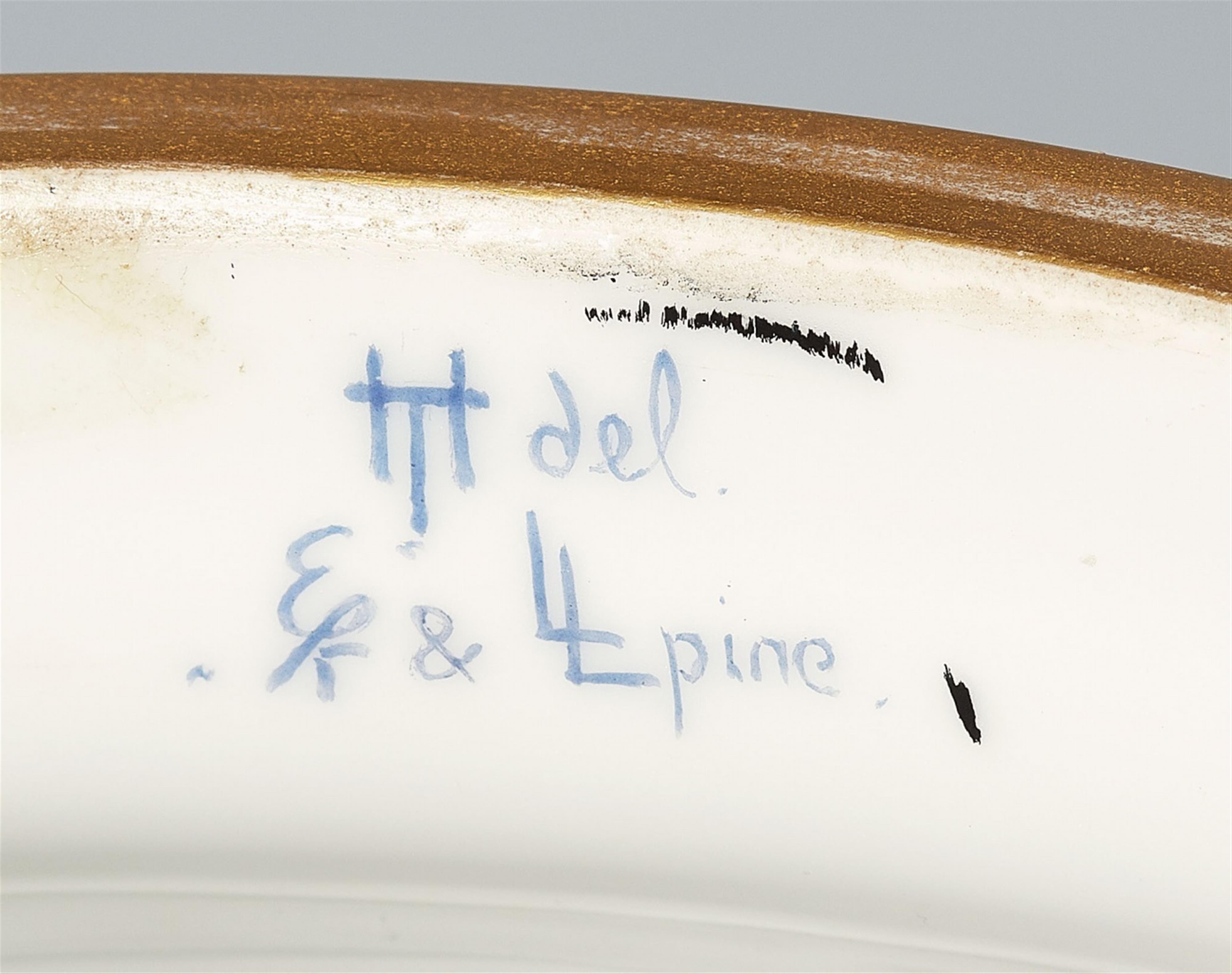 An important Bing & Grøndahl porcelain vase with maritime motifs - image-6