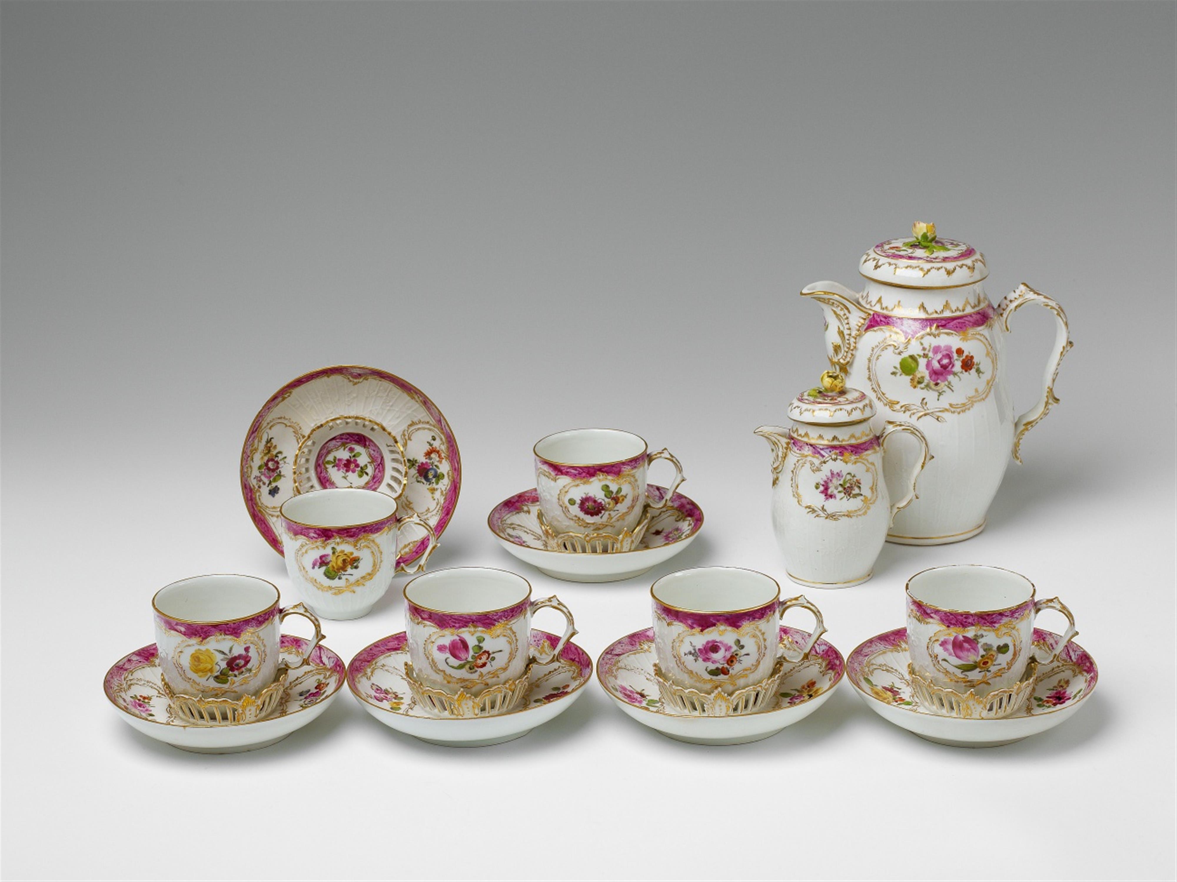 Six Berlin KPM porcelain trembleuses and two coffee pots - image-1