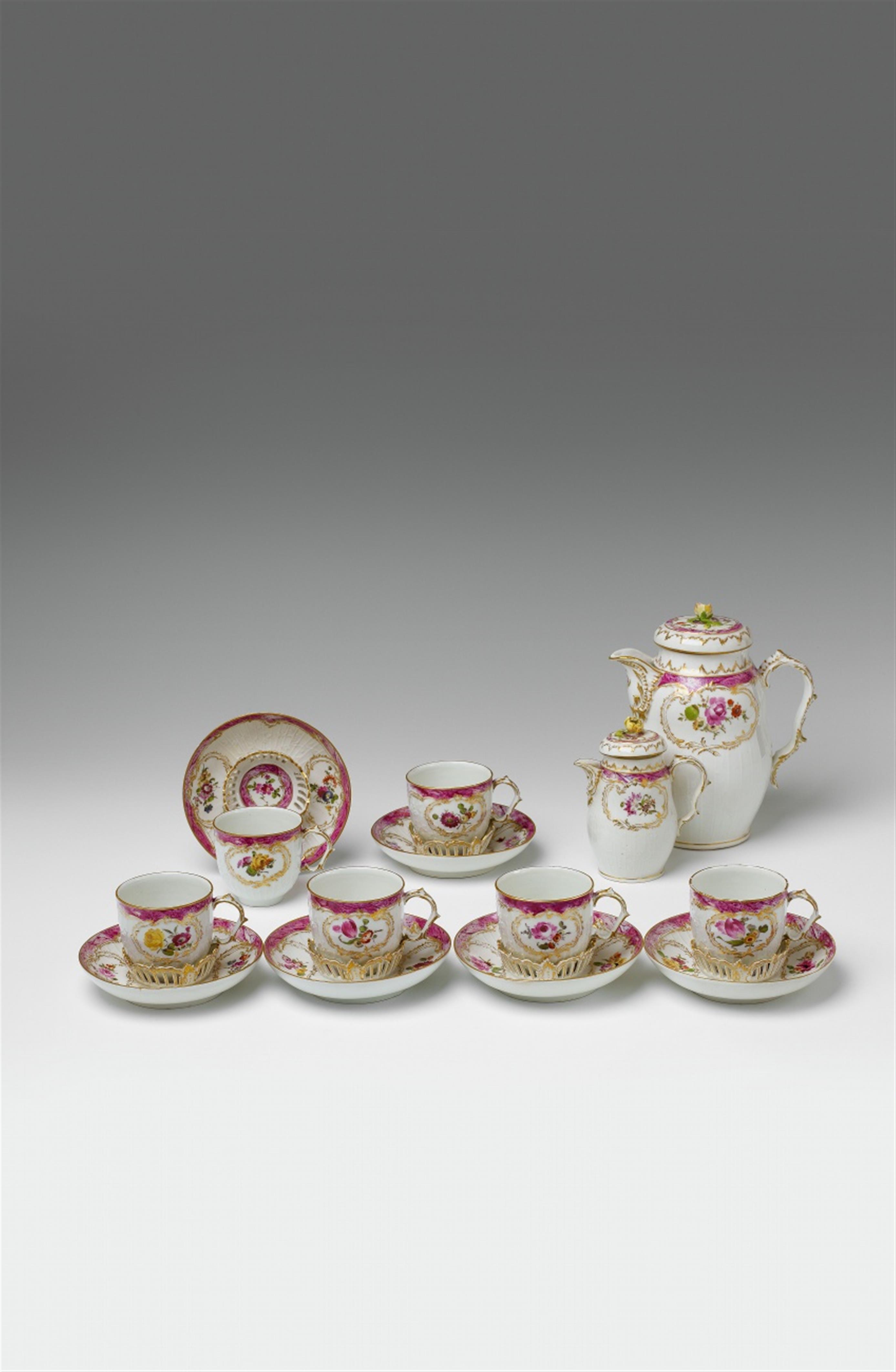 Six Berlin KPM porcelain trembleuses and two coffee pots - image-2