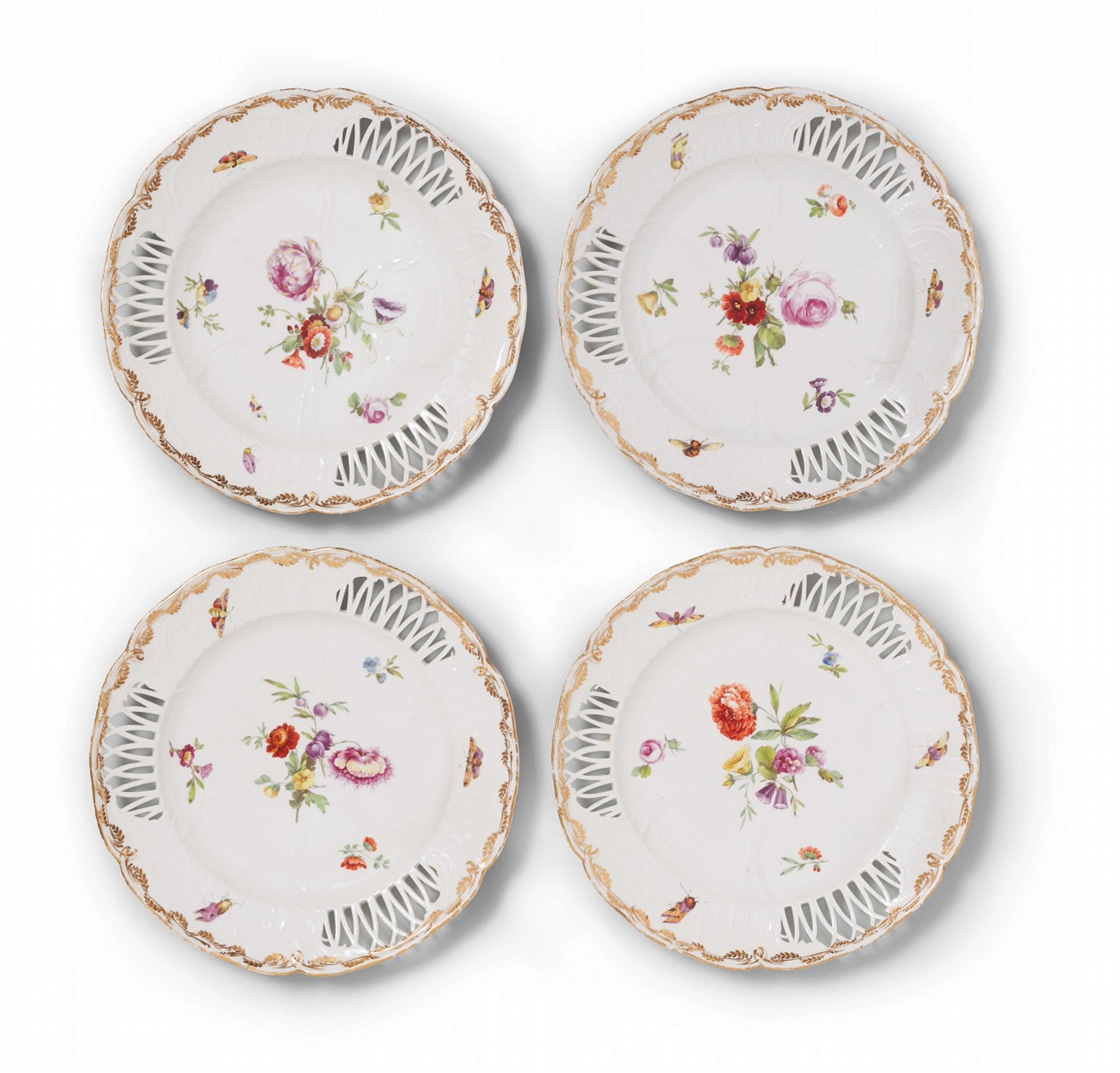 A set of four Berlin KPM porcelain dessert plates made for Berlin Palace - image-2