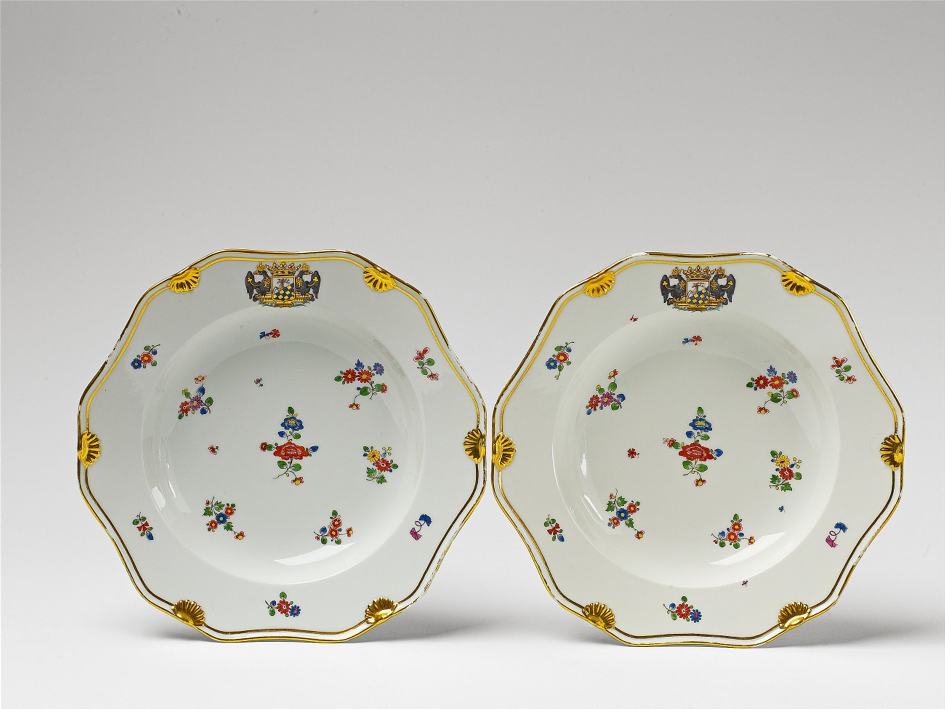 Two Berlin KPM porcelain dishes for Count Podewils - image-1