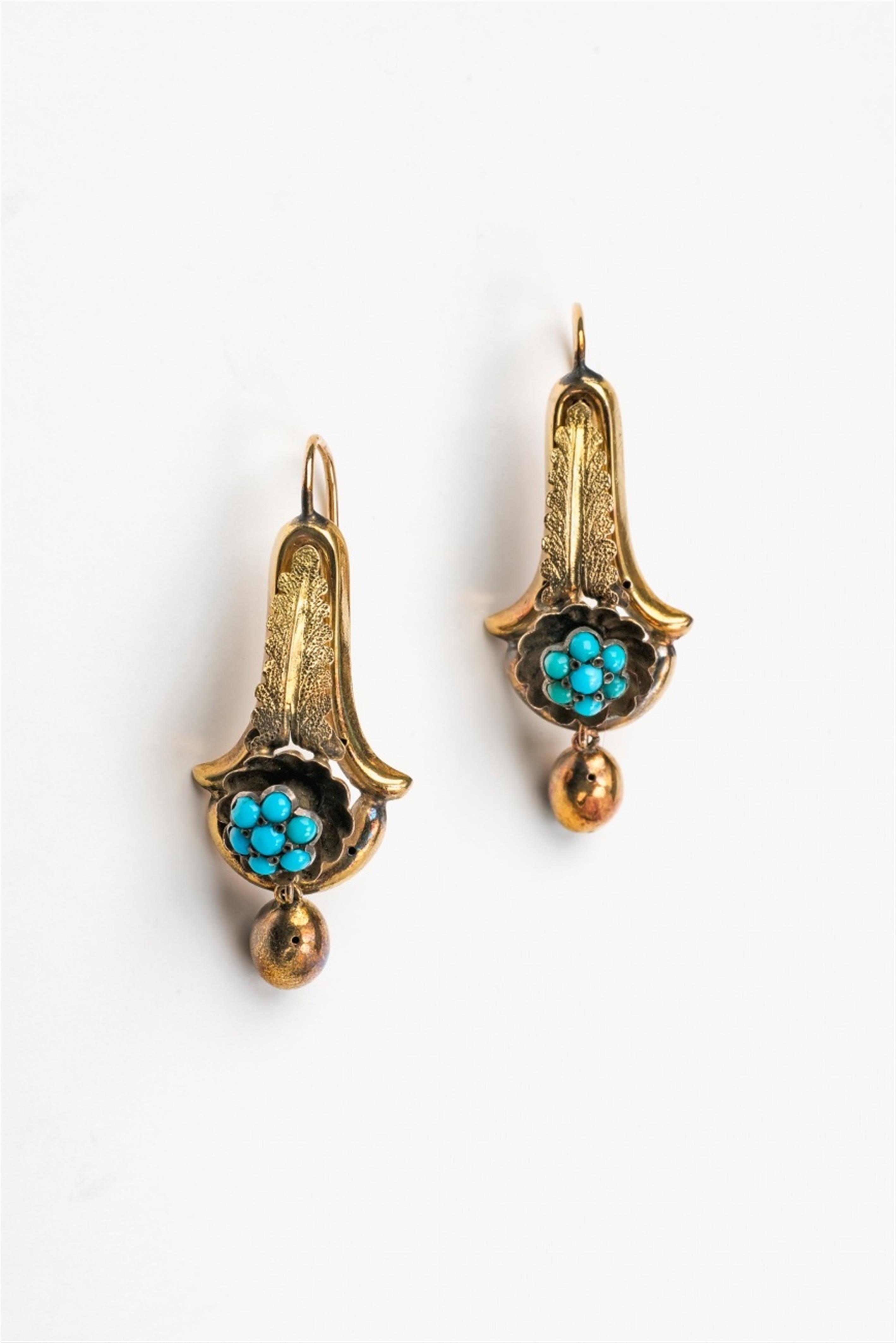 A pair of 14k gold and turquoise pendant earrings - image-1