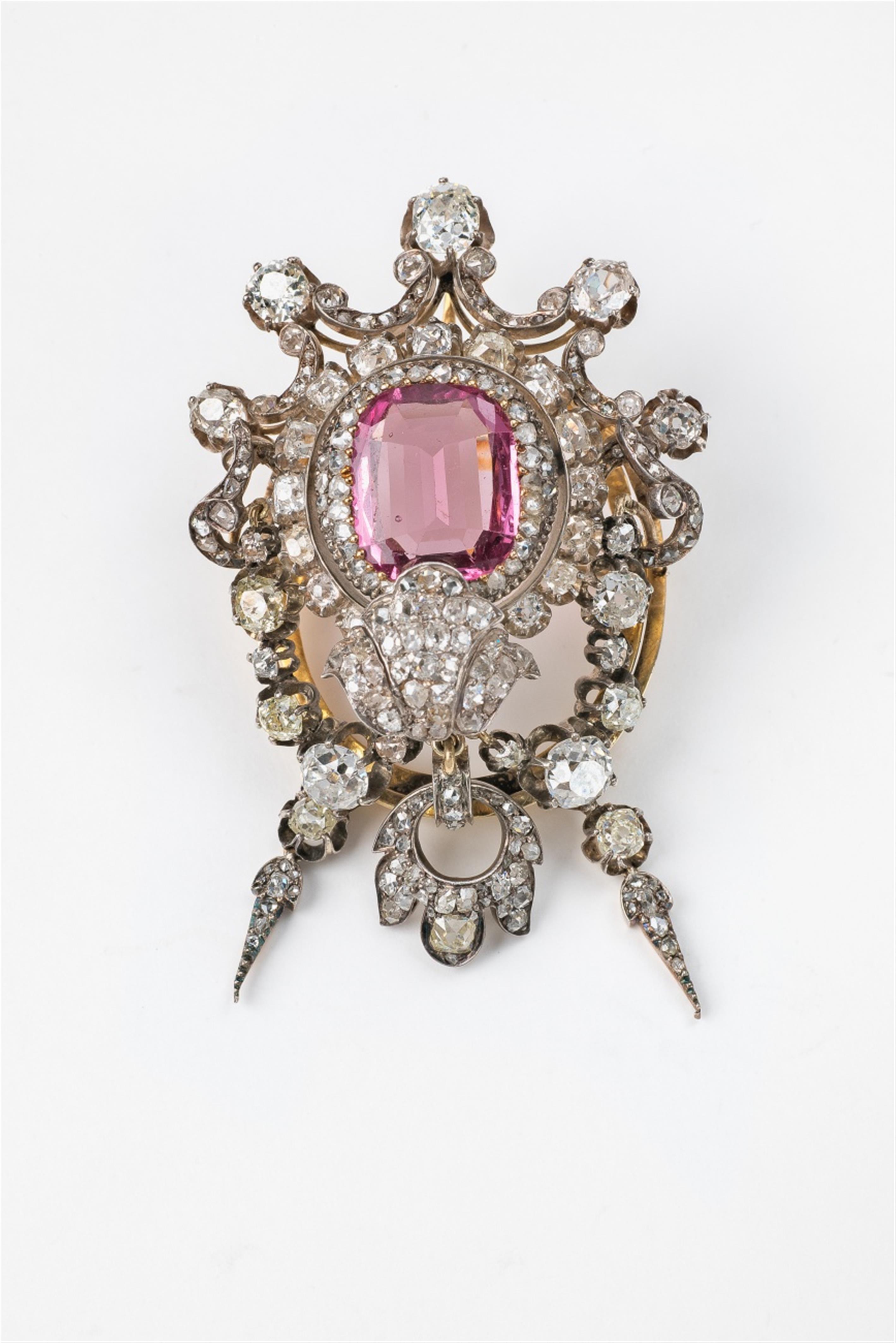 A 14 kt gold diamond Belle Epoque brooch with a pink spinel - image-1