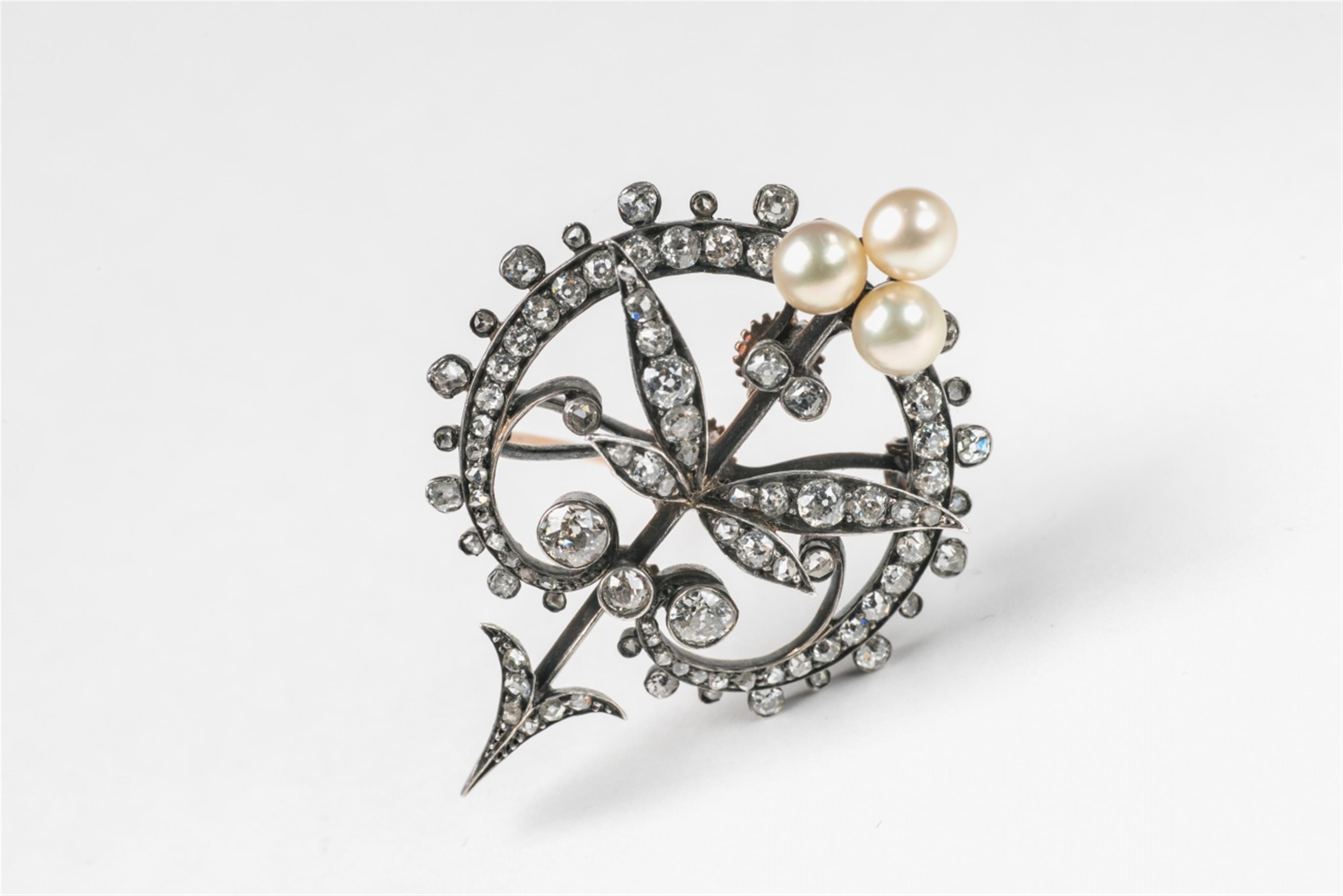 A Belle Epoque diamond and pearl brooch - image-1