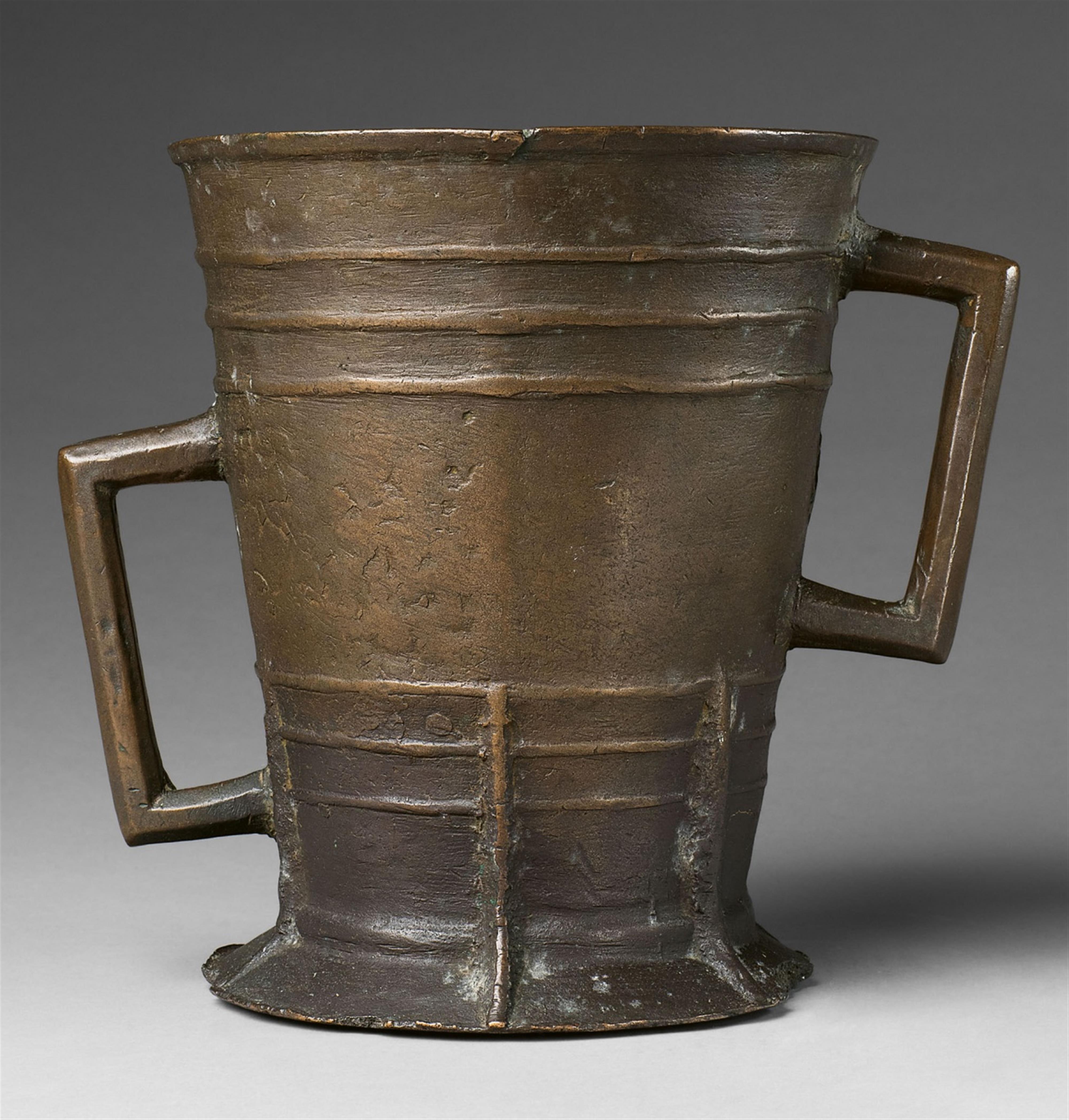 A rare Gothic two-handled mortar - image-1