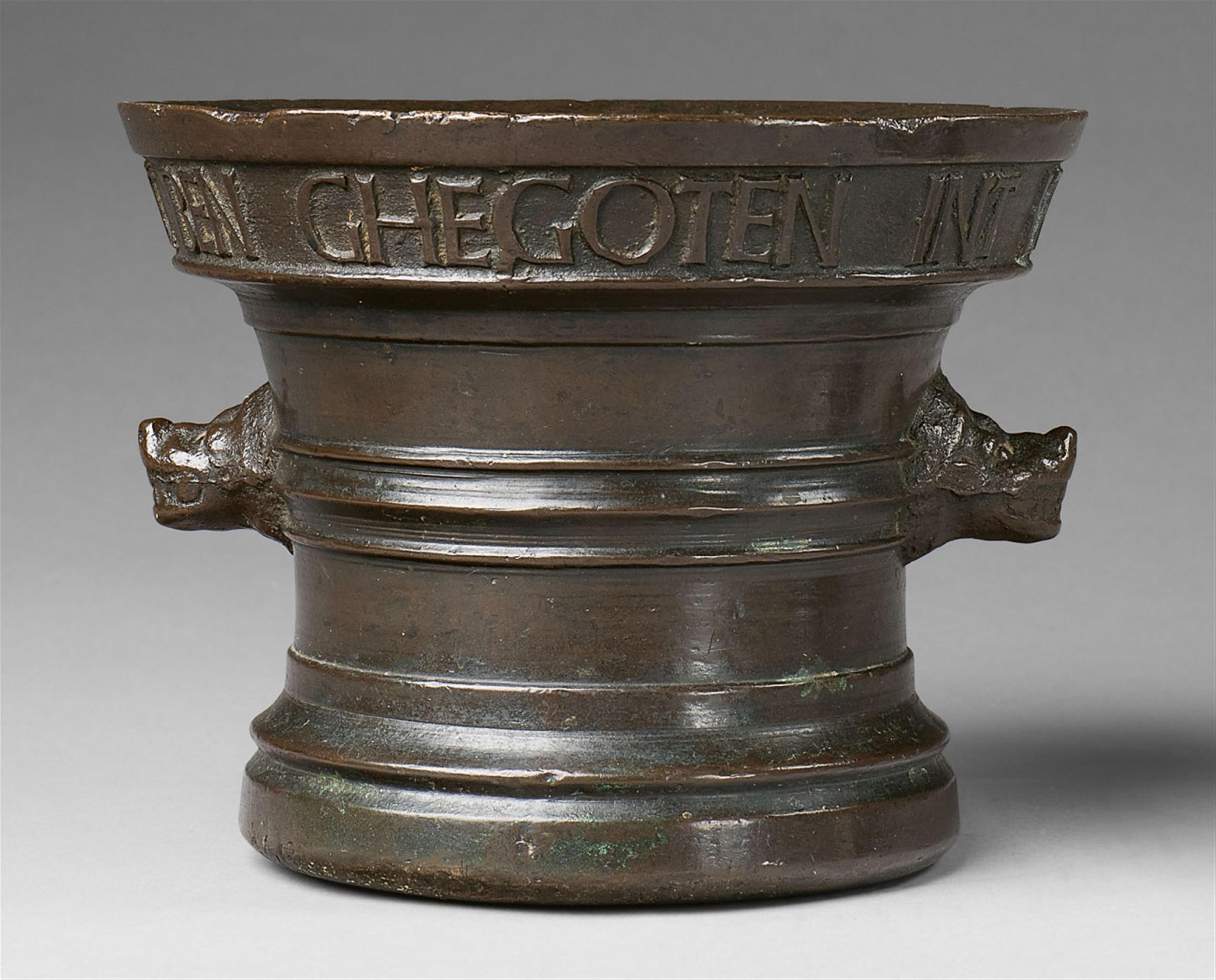 A dated Netherlandish mortar with wolf's head handles - image-2