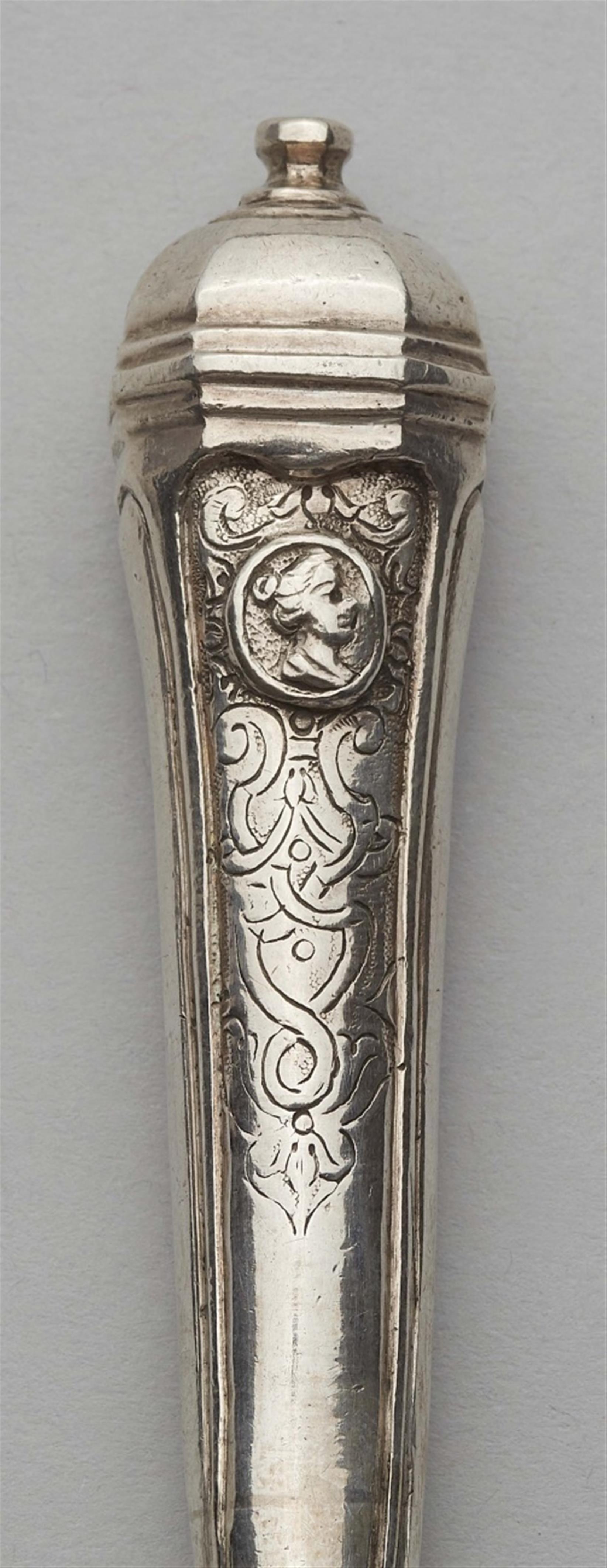 An Augsburg silver travel cutlery set - image-3