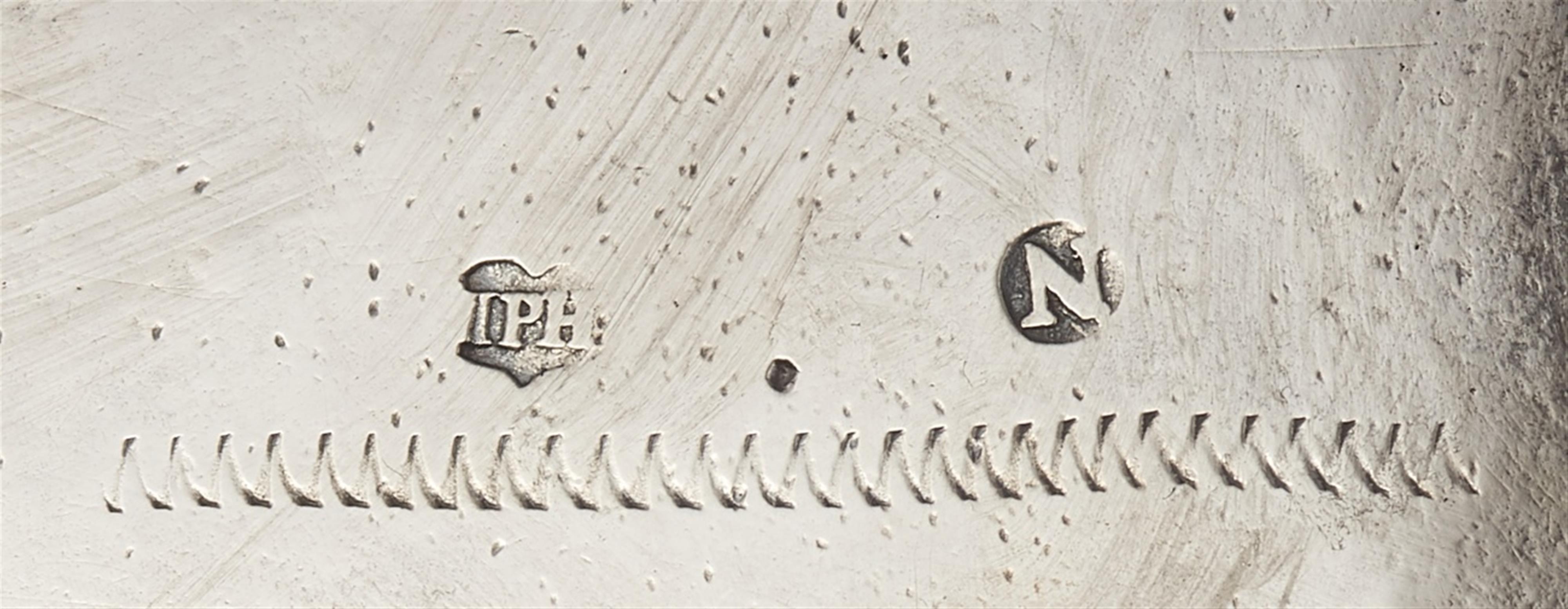A Nuremberg parcel gilt silver beaker - image-3