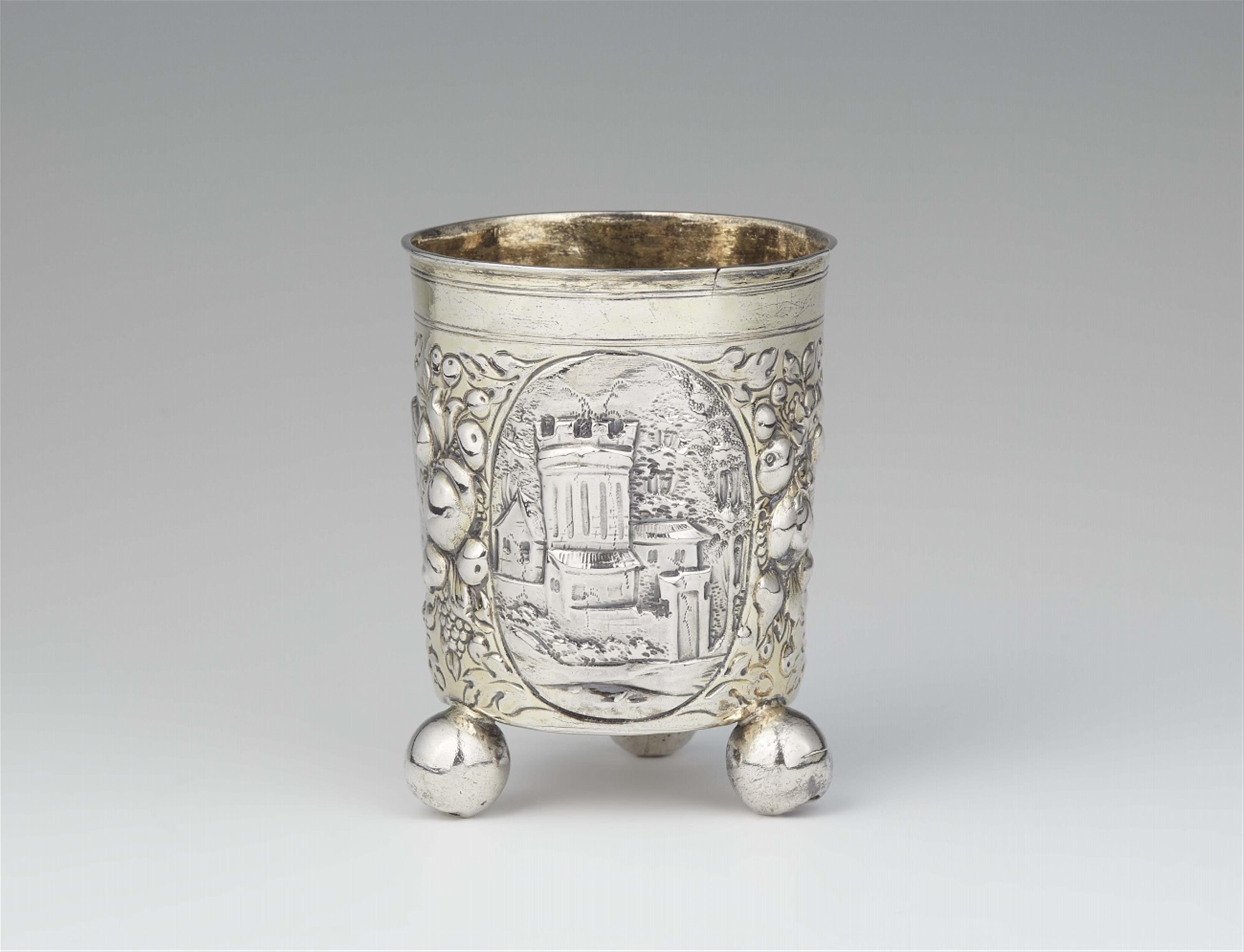 A Nuremberg parcel gilt silver beaker - image-1