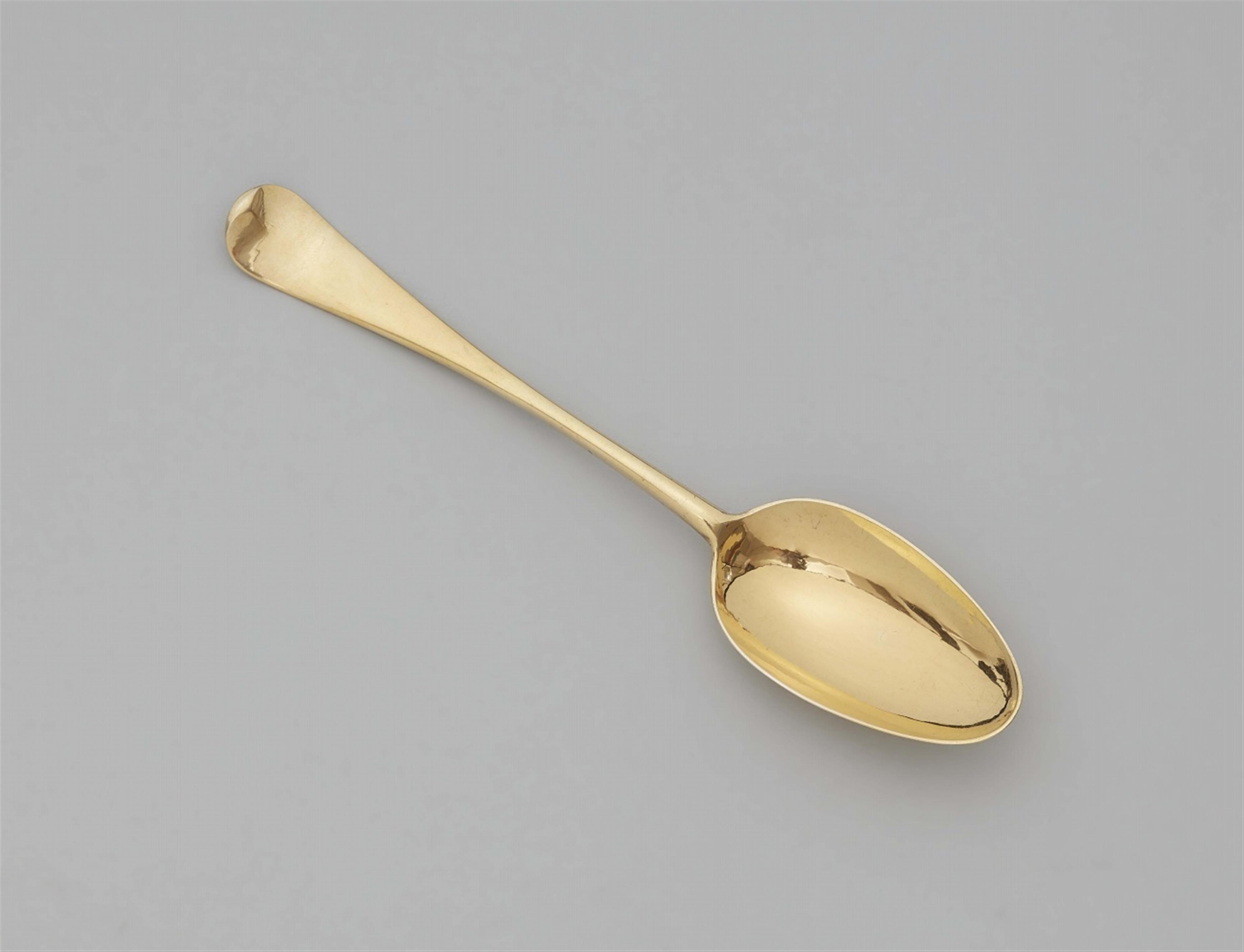 A royal silver gilt dessert spoon - image-1