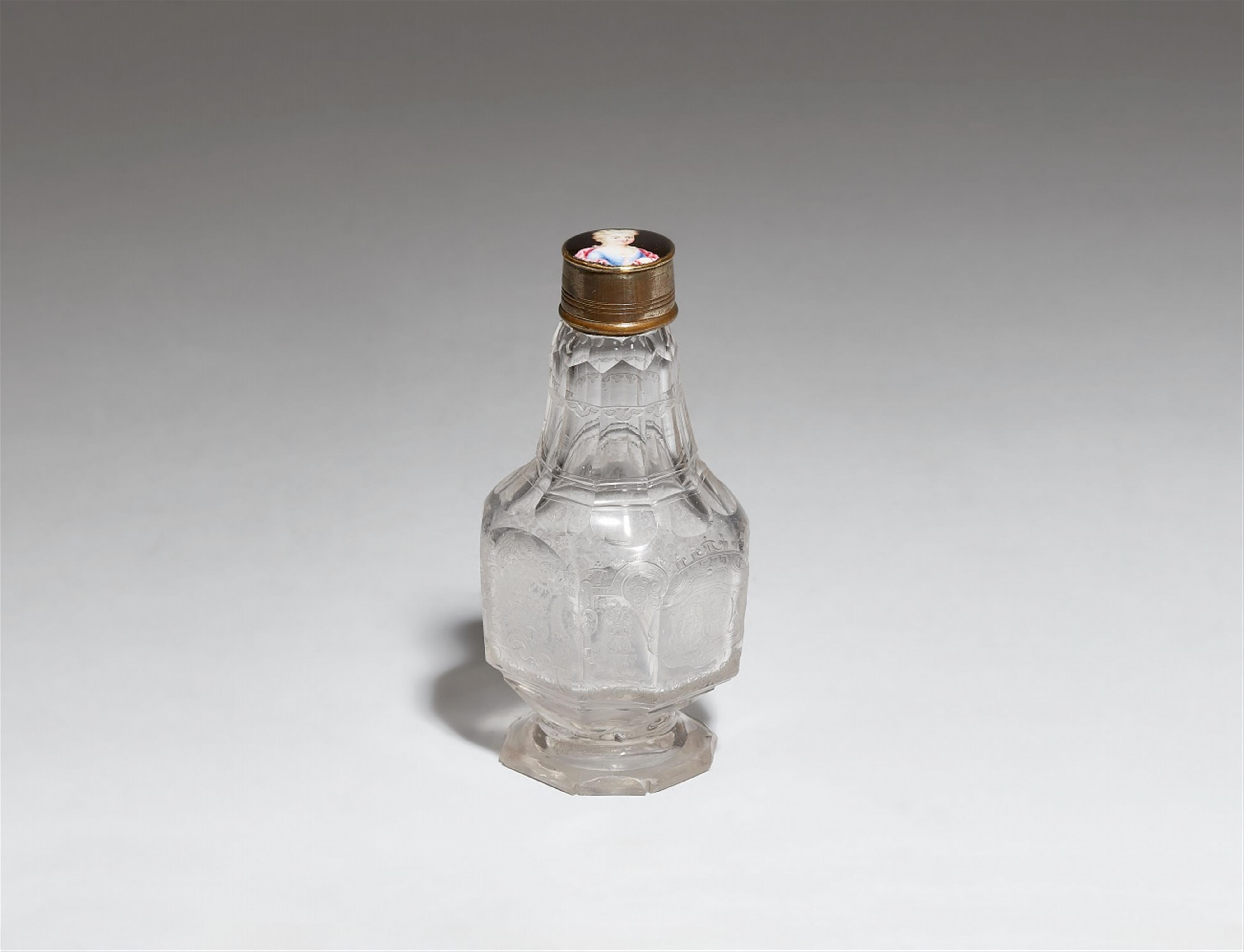 (Parfum-)Flasche aus einer königlichen Toilettengarnitur - image-1
