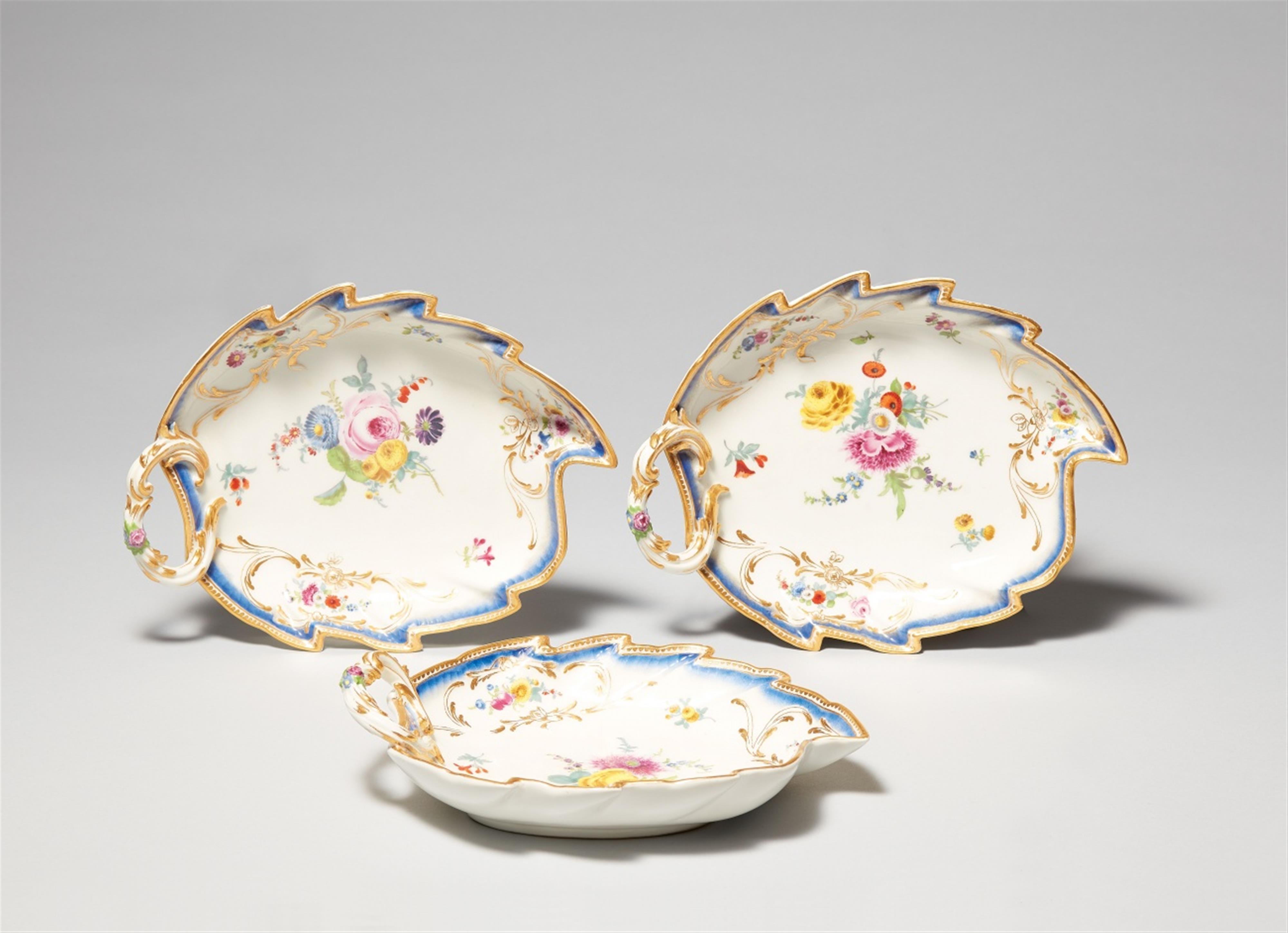 Three Meissen porcelain leaf dishes - image-1