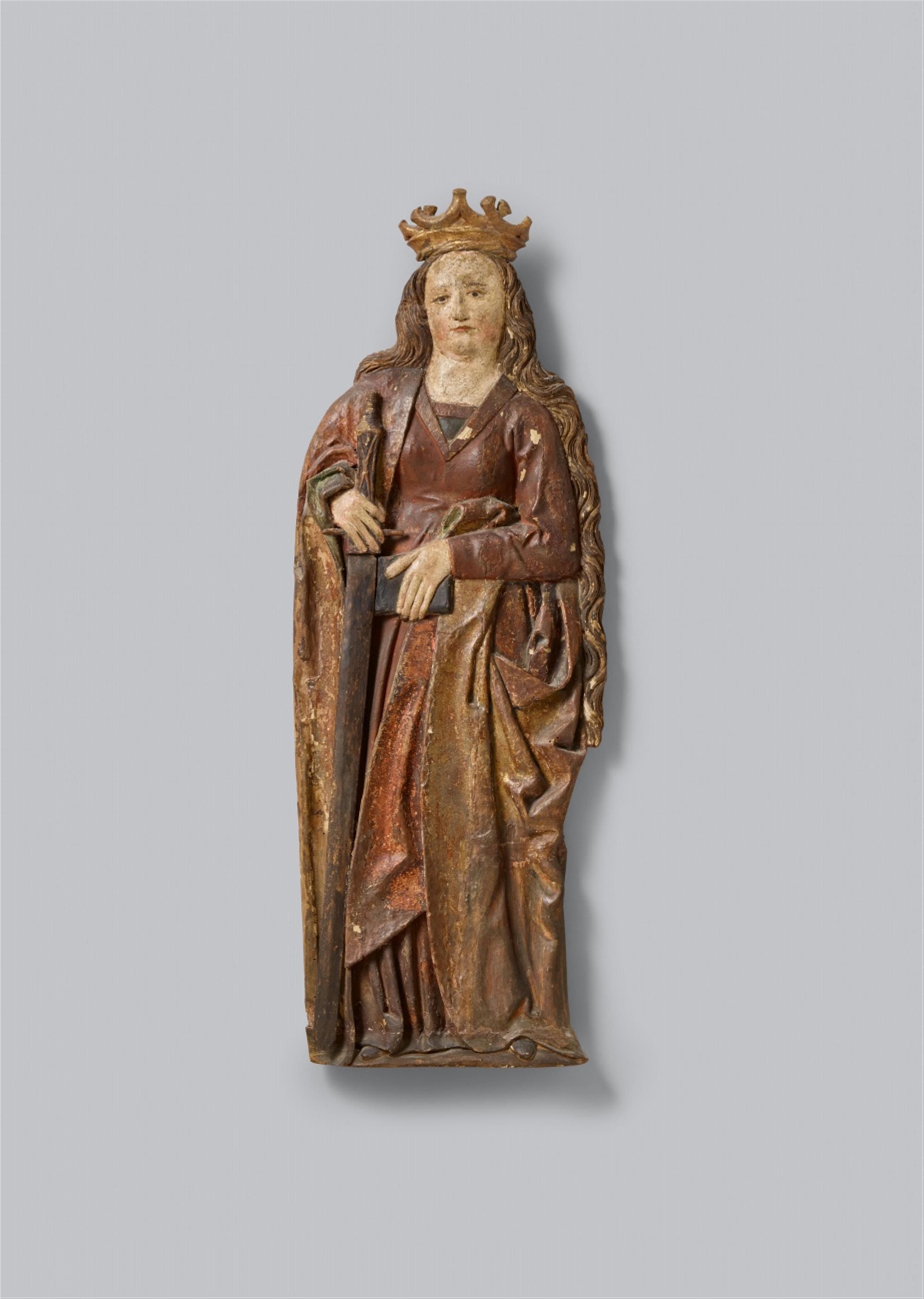 South German late 15th century - A South German carved wood relief of Saint Catherine, late 15th century - image-1