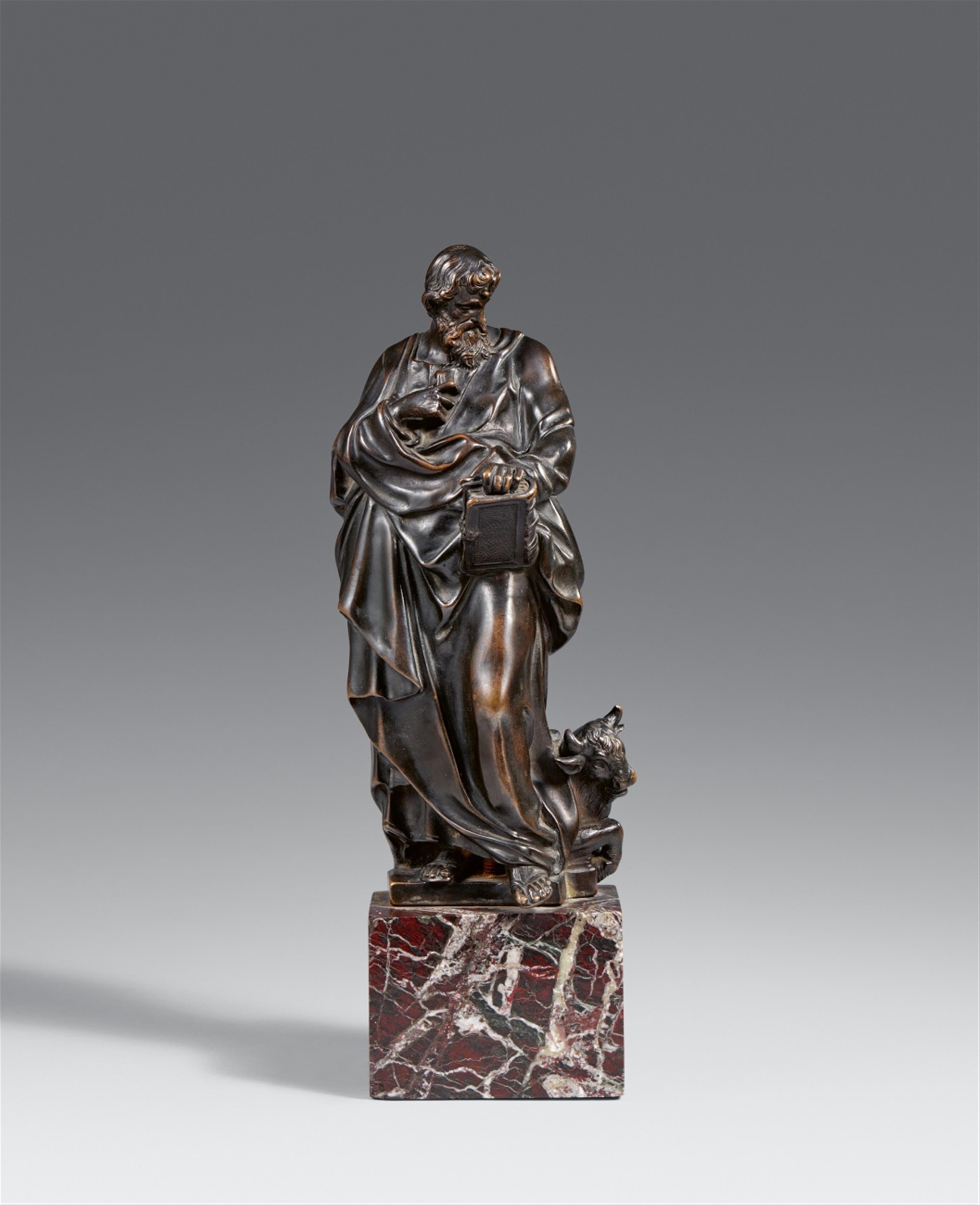 Jacob Cornelisz Cobaert workshop or follower - A cast bronze figure of Saint Luke - image-1