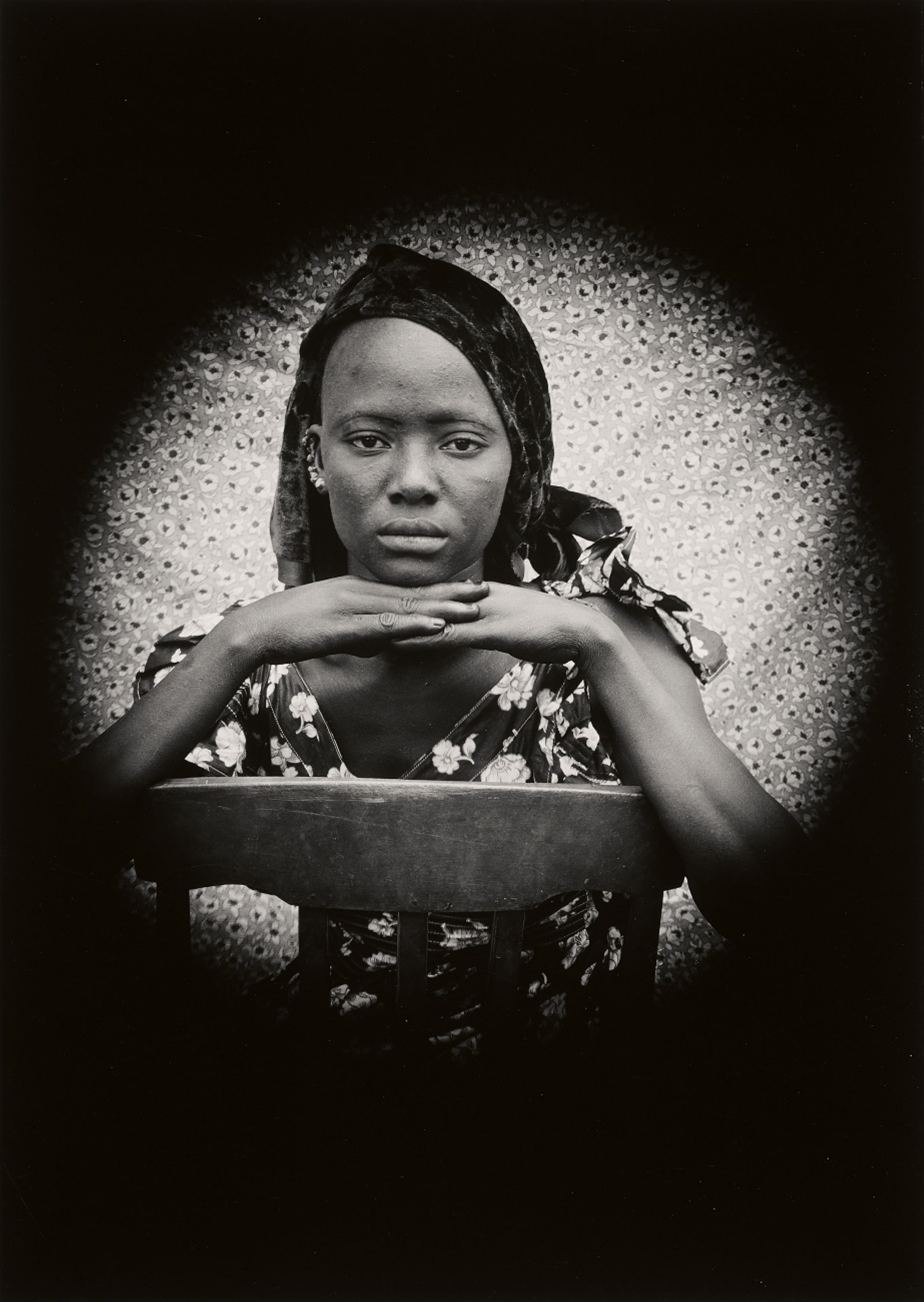 Seydou Keïta - Ohne Titel - image-1
