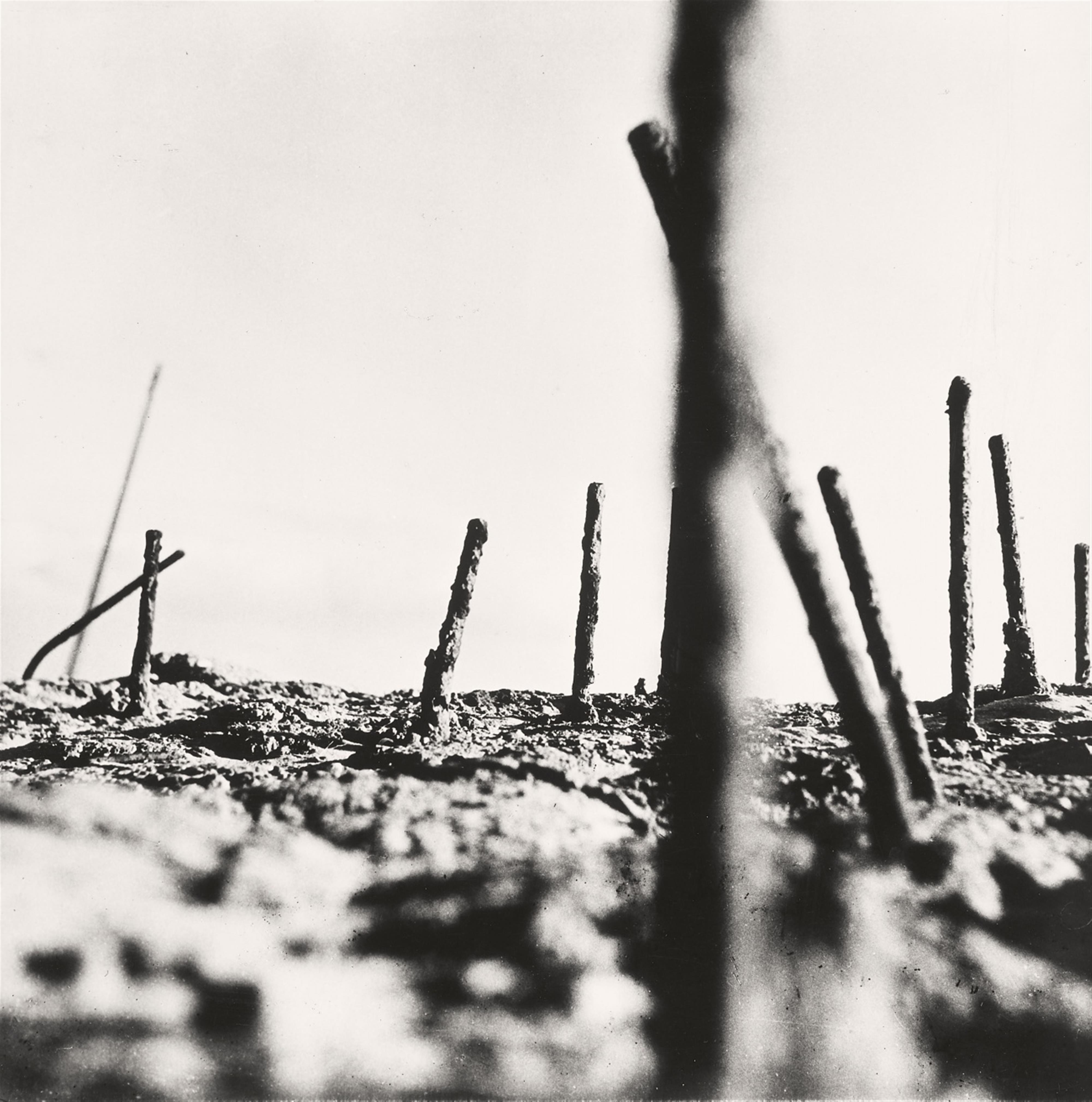Serge Vandercam - Ohne Titel (Am Strand von Nieuport) - image-1
