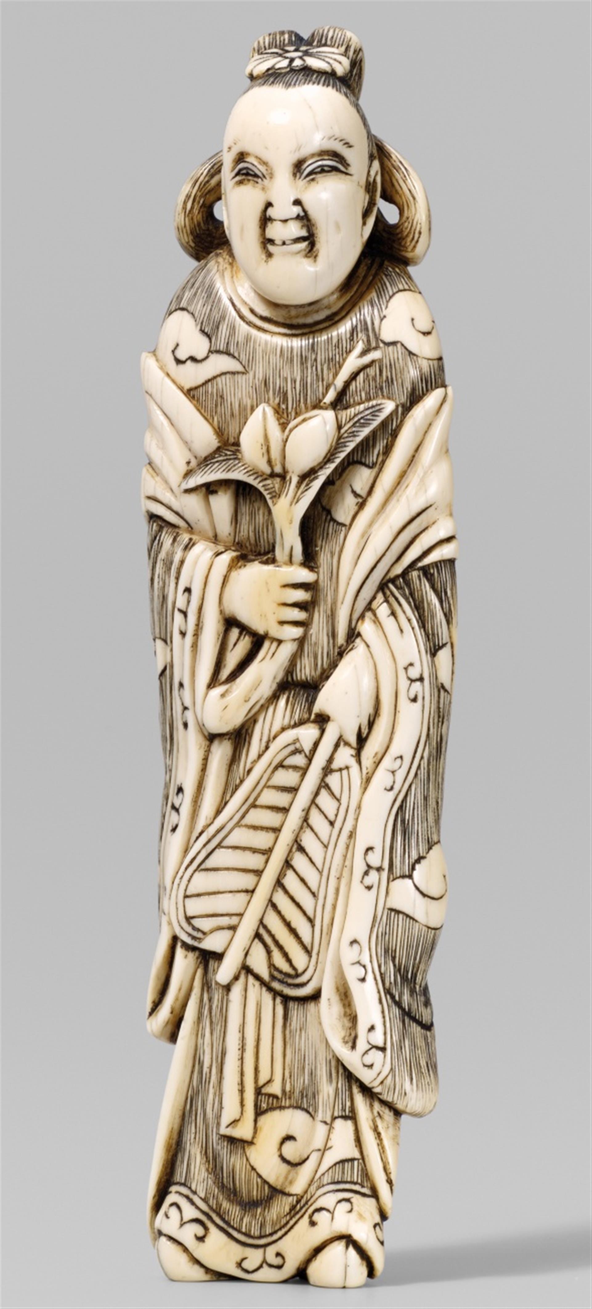 A tall ivory netsuke of Seiôbô. Late 18th century - image-1