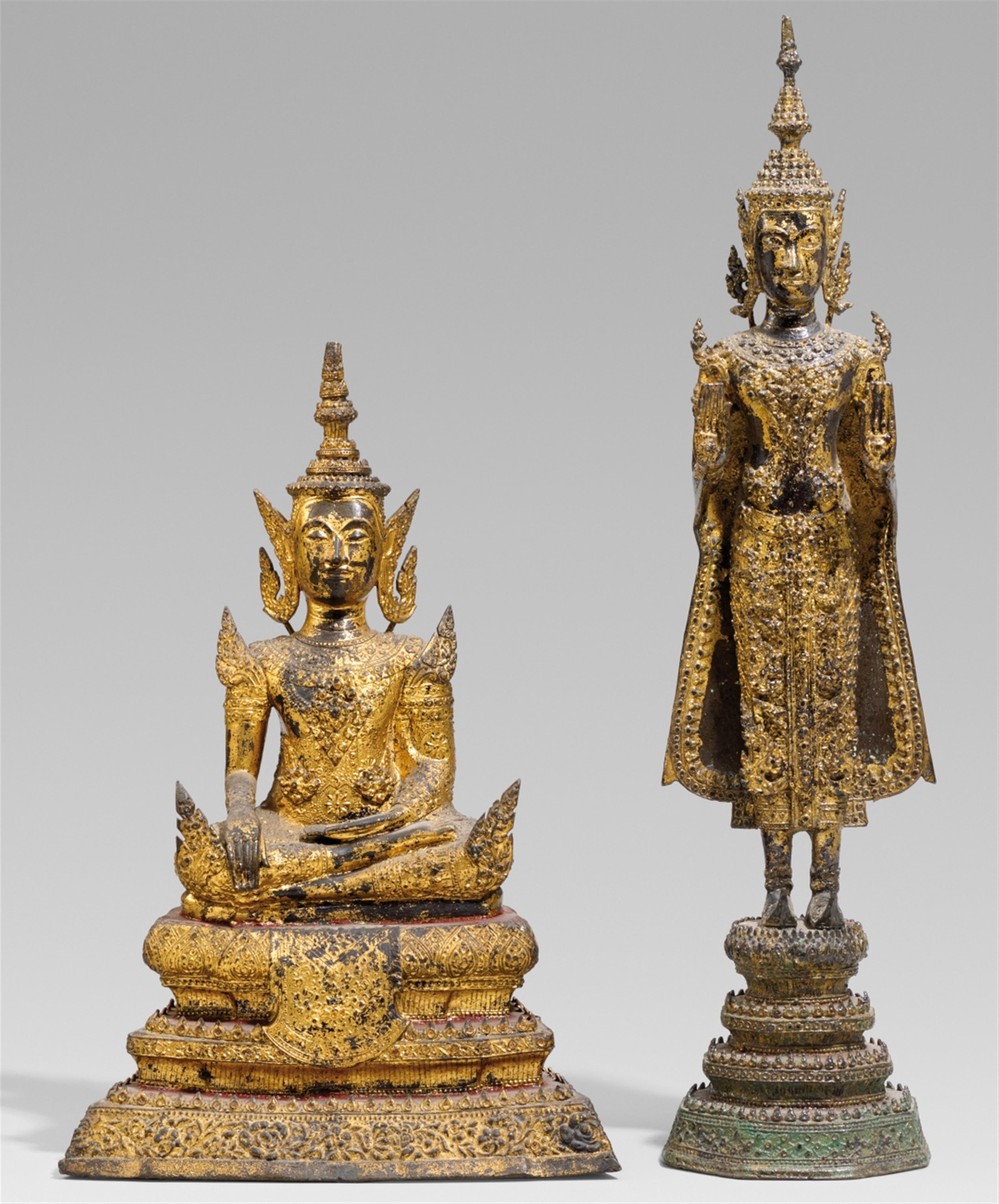 Two Ratanakosin lacquered and gilt bronze figures of crowned Buddhas. Thailand. 19th century - image-1