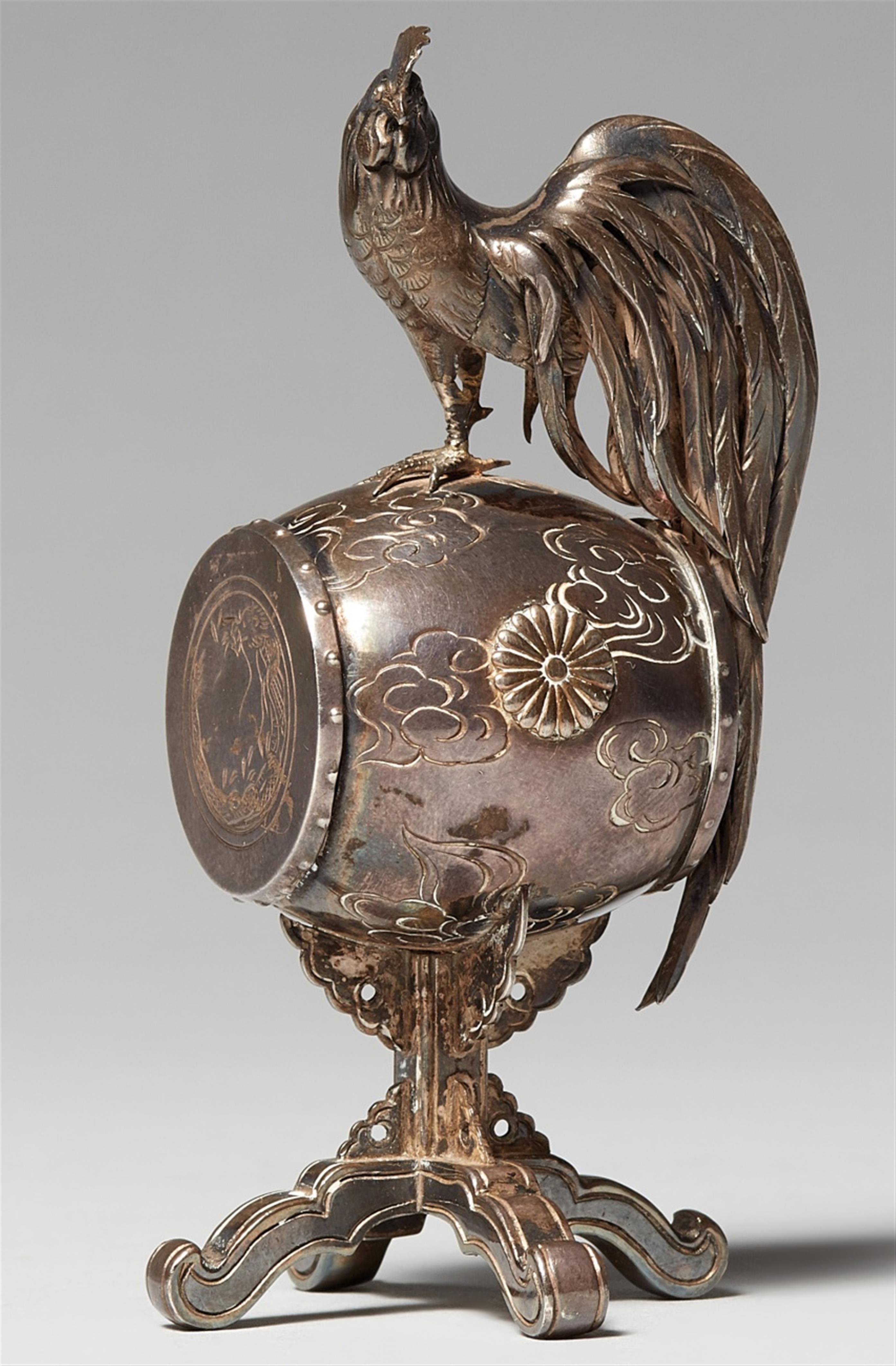 A small silver model of a rooster on a drum. Late 19th century - image-1