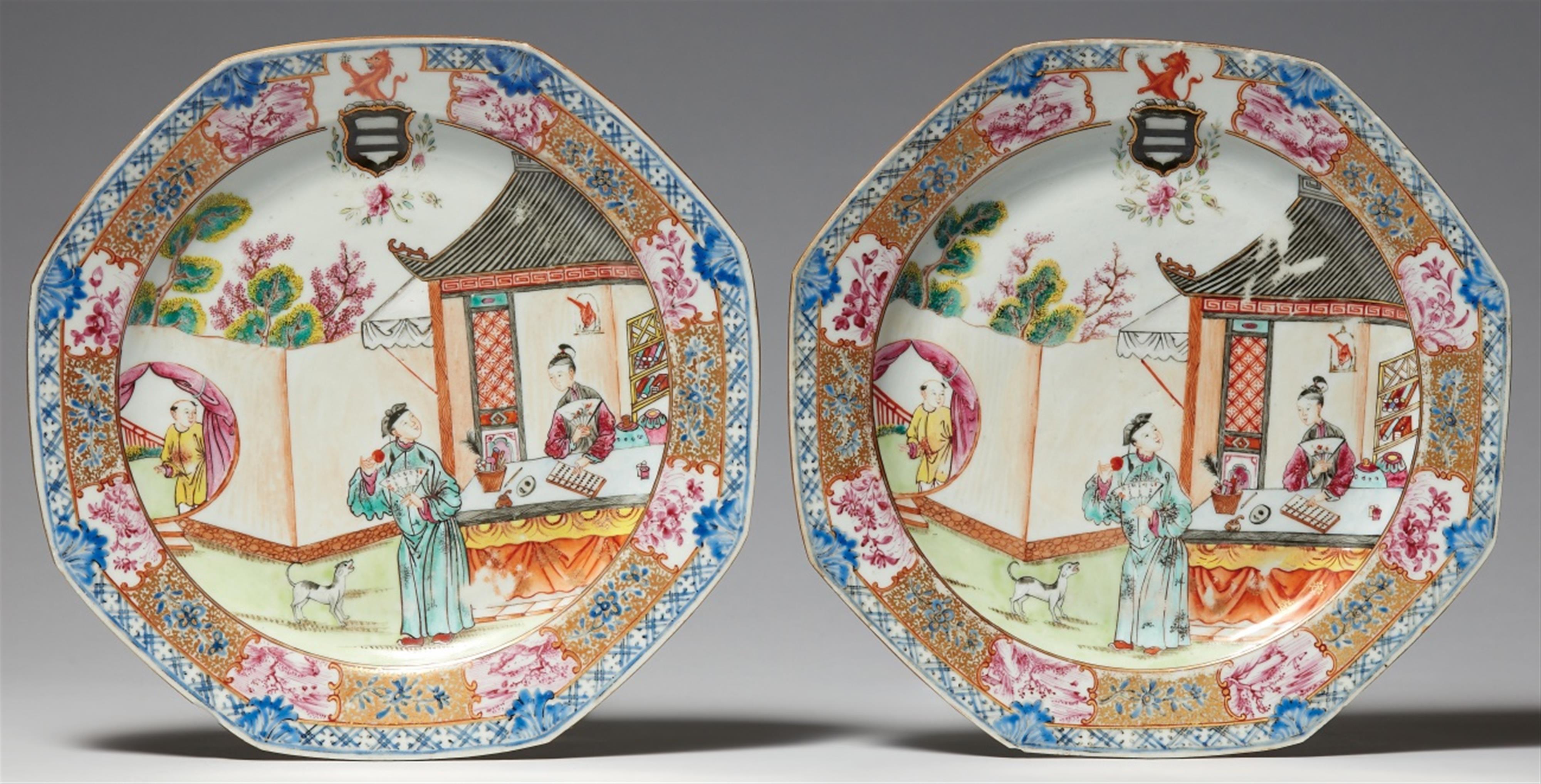 Paar oktagonale famille rose-Teller. Frühe Qianlong-Periode (1736-1795) - image-1