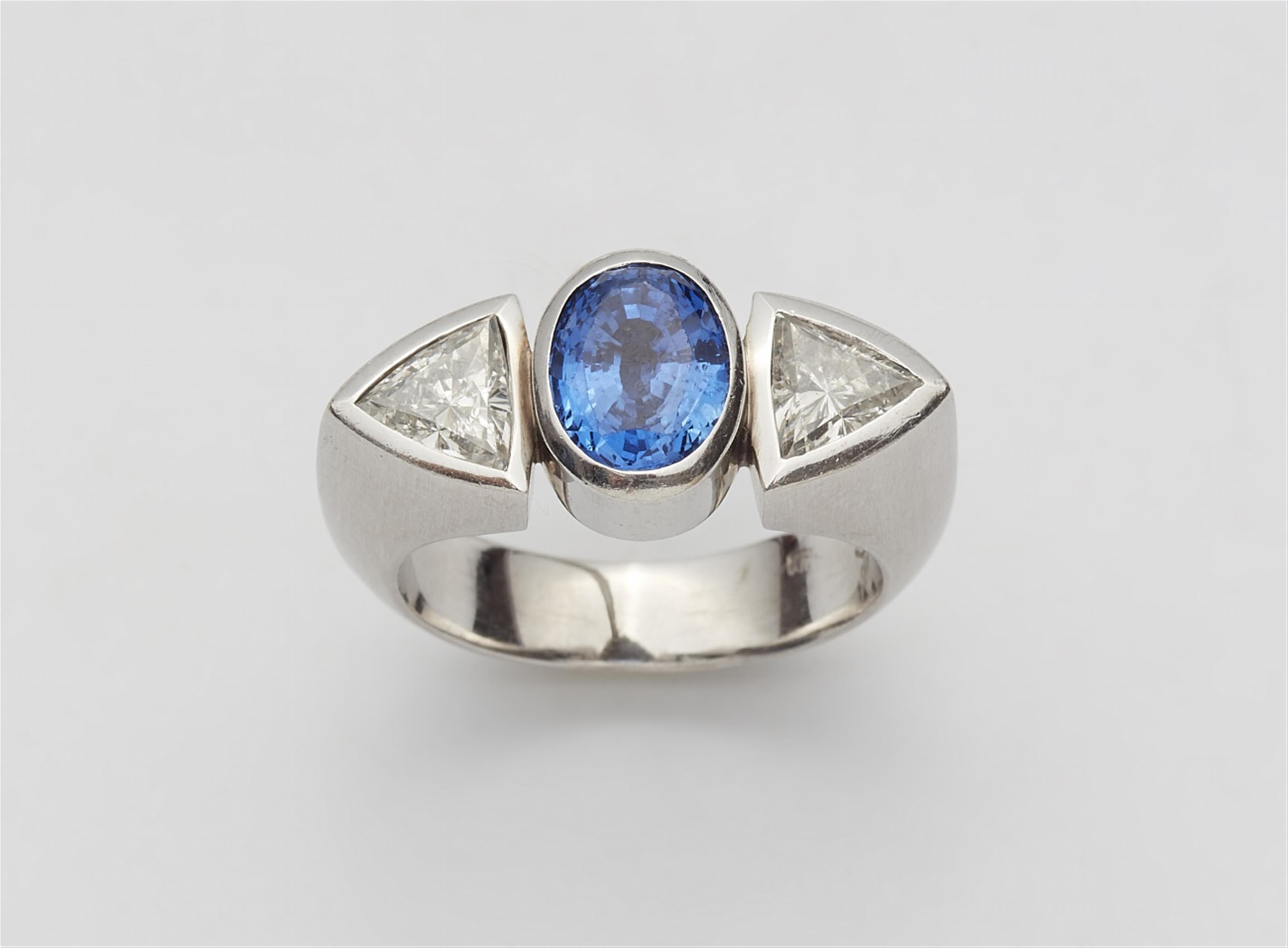 A Viennese 14k white gold and Ceylon sapphire ring - image-1