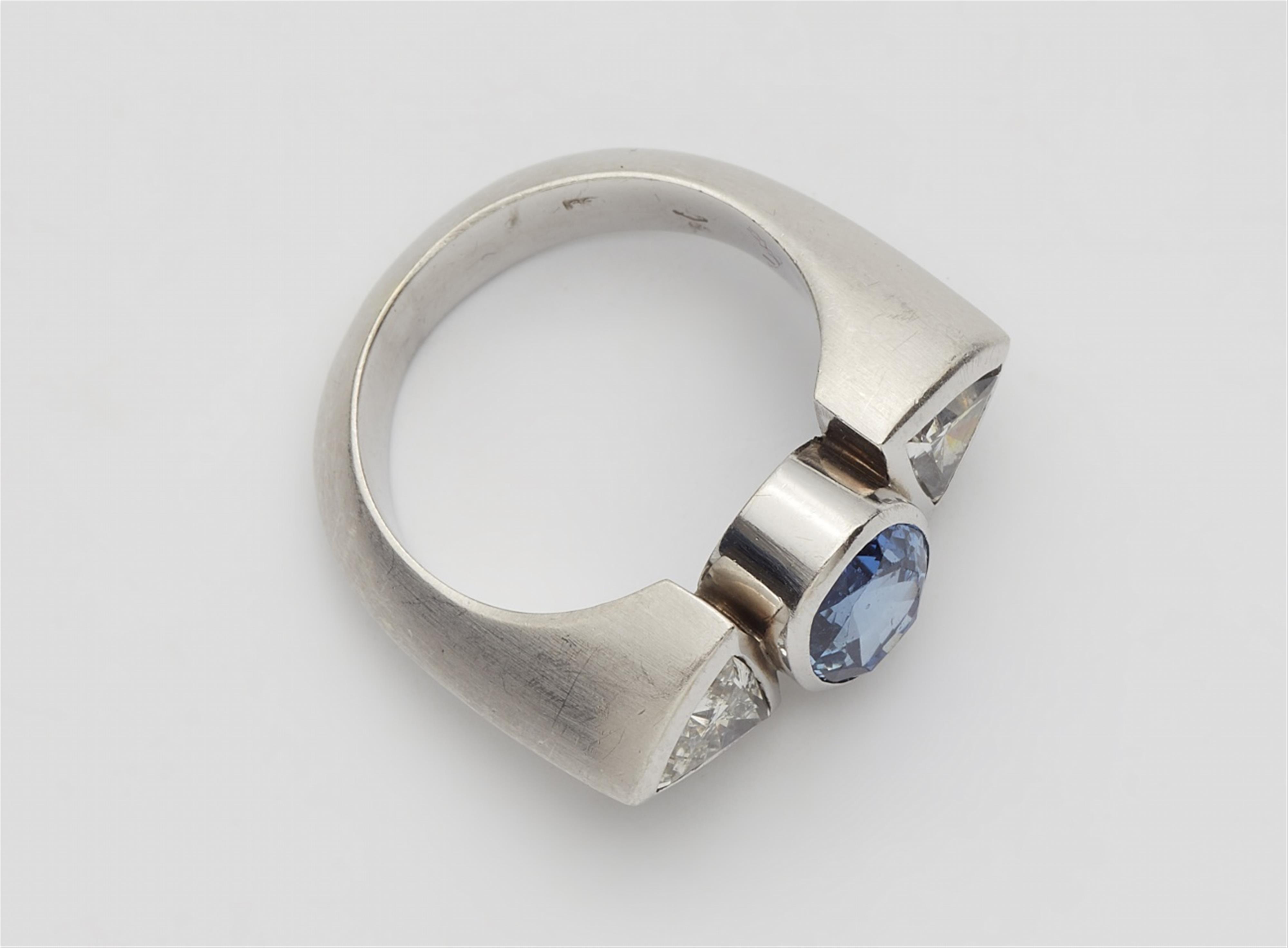 A Viennese 14k white gold and Ceylon sapphire ring - image-2