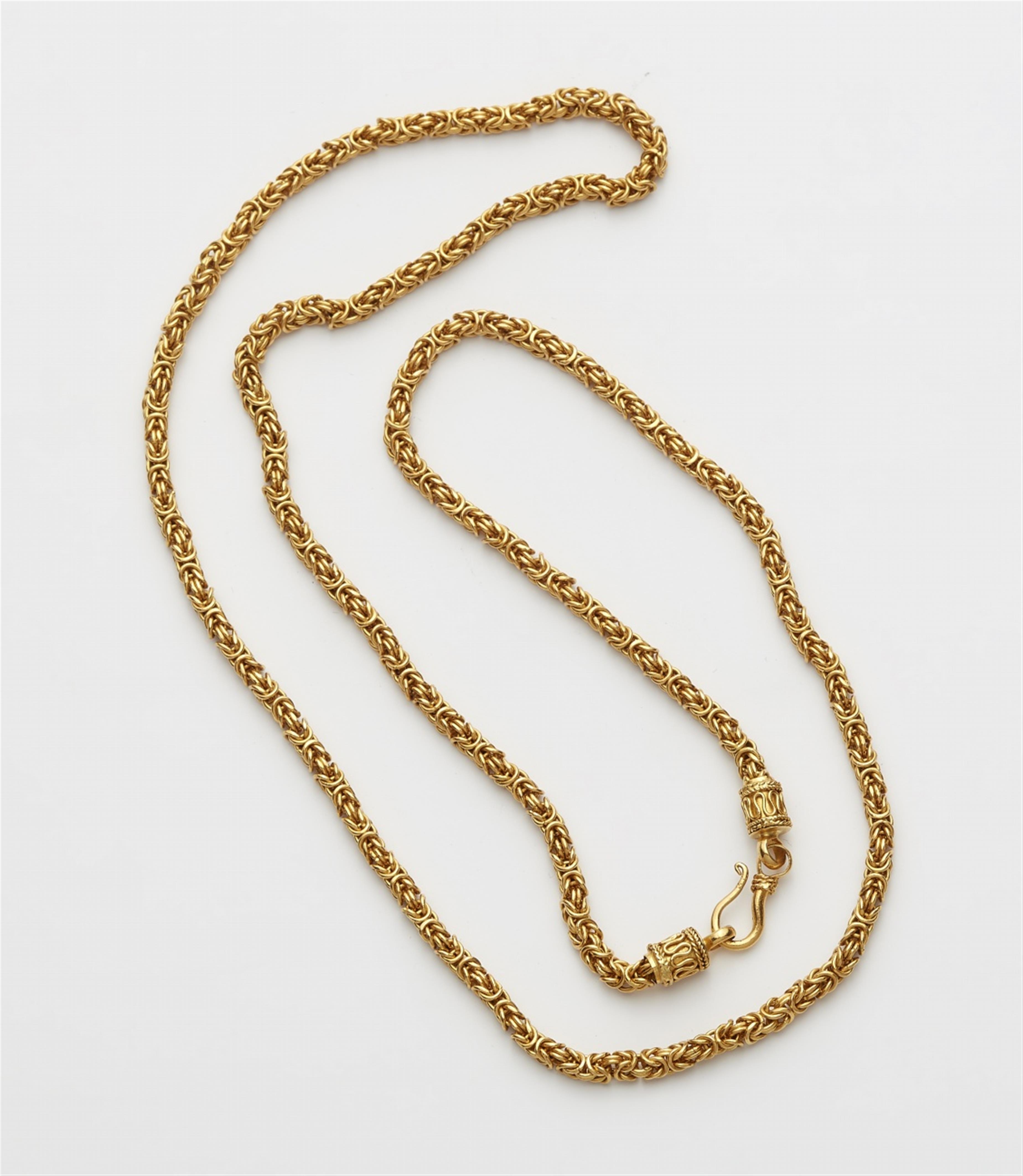 A 21k gold chain necklace - image-1