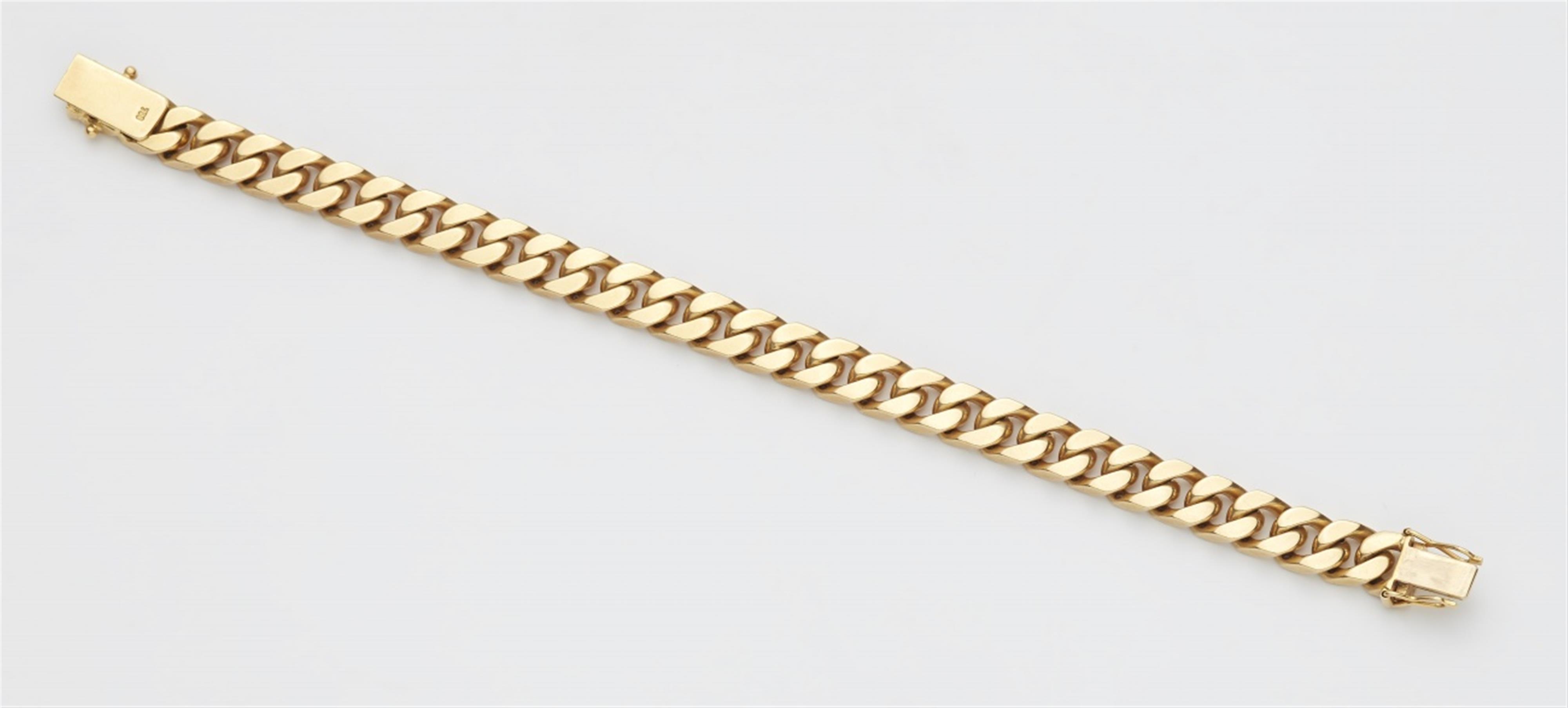 An 18k gold and diamond chain bracelet - image-2