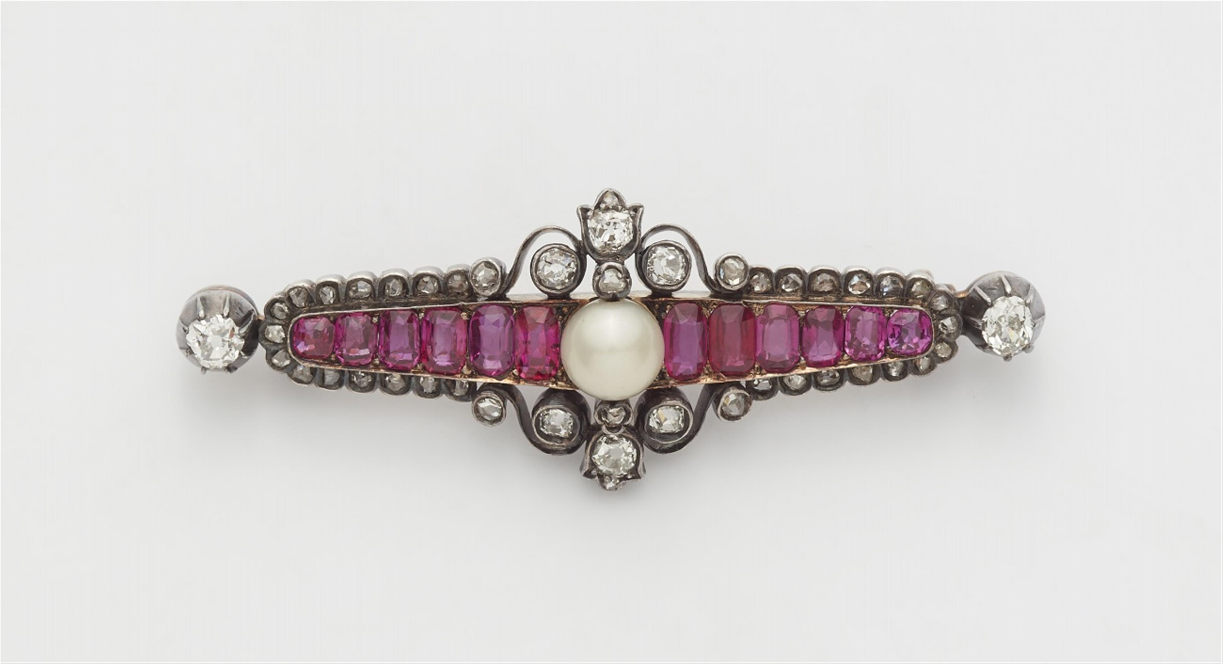 A Belle Epoque ruby brooch - image-1
