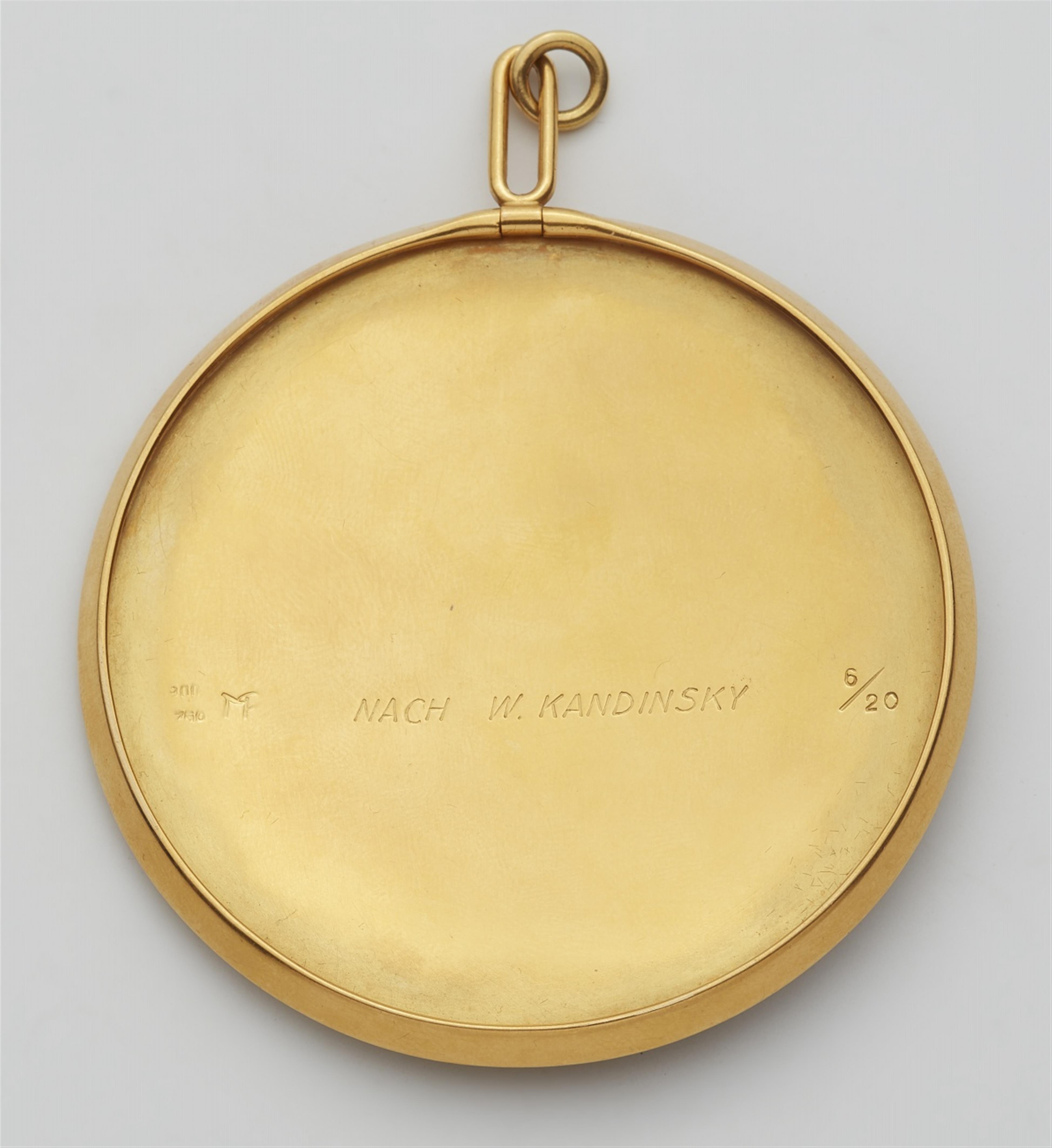 A gold enamelled "Greif" pendant - image-2